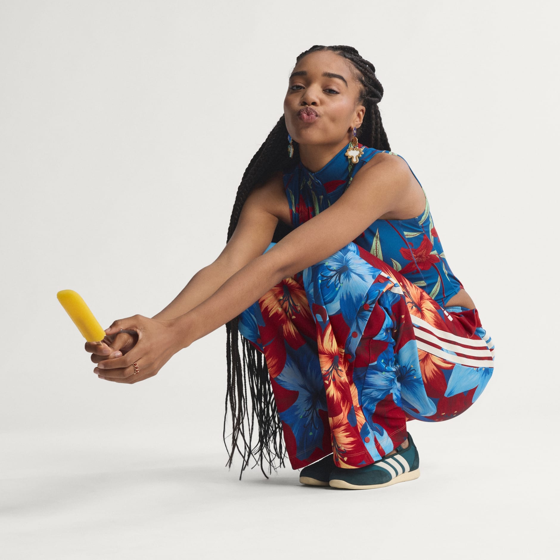 DONJI DIO TRENIRKE ADIDAS x FARM RIO HOUSE OF TIRO