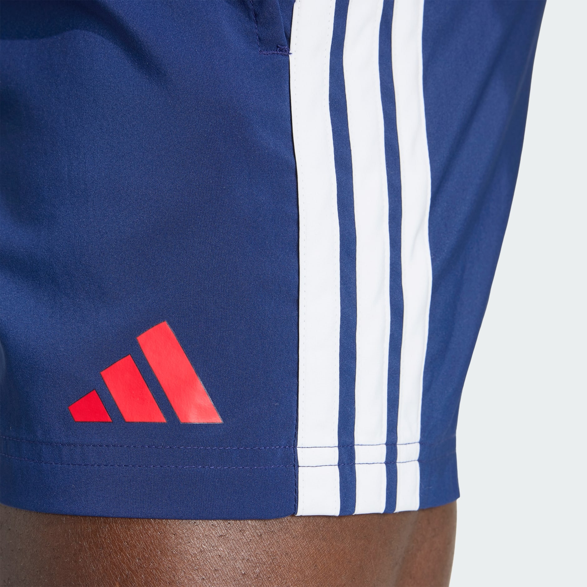 Șort de &icirc;not cu 3 dungi, 5&nbsp;inchi