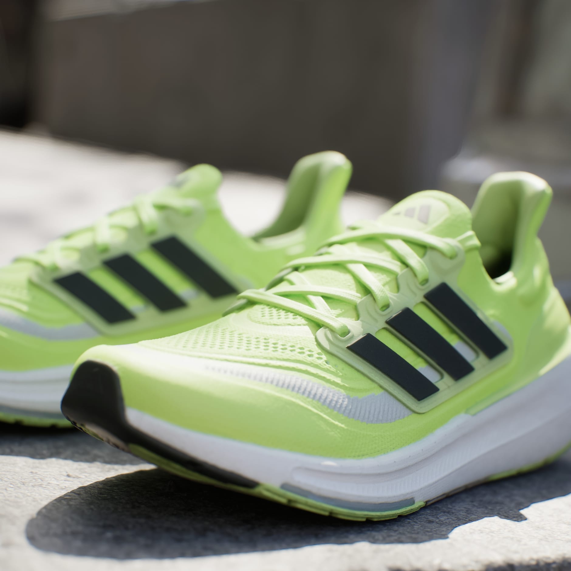 Ultra deals boost green