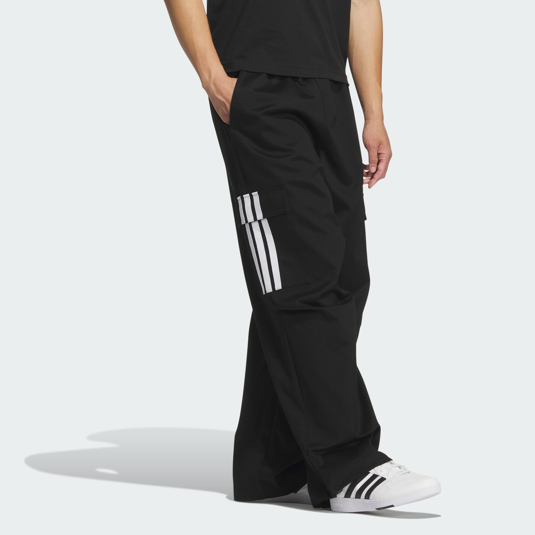 VALUE RANGE MEN PARACHUTE PANTS
