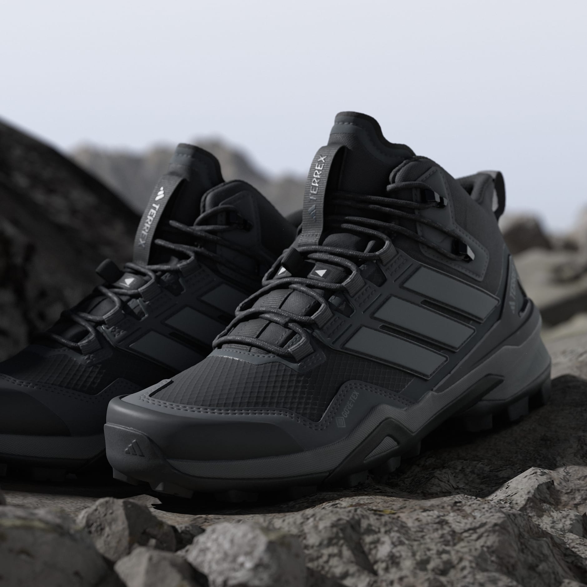 Pantofi de drumeție Terrex Skychaser Mid GORE-TEX