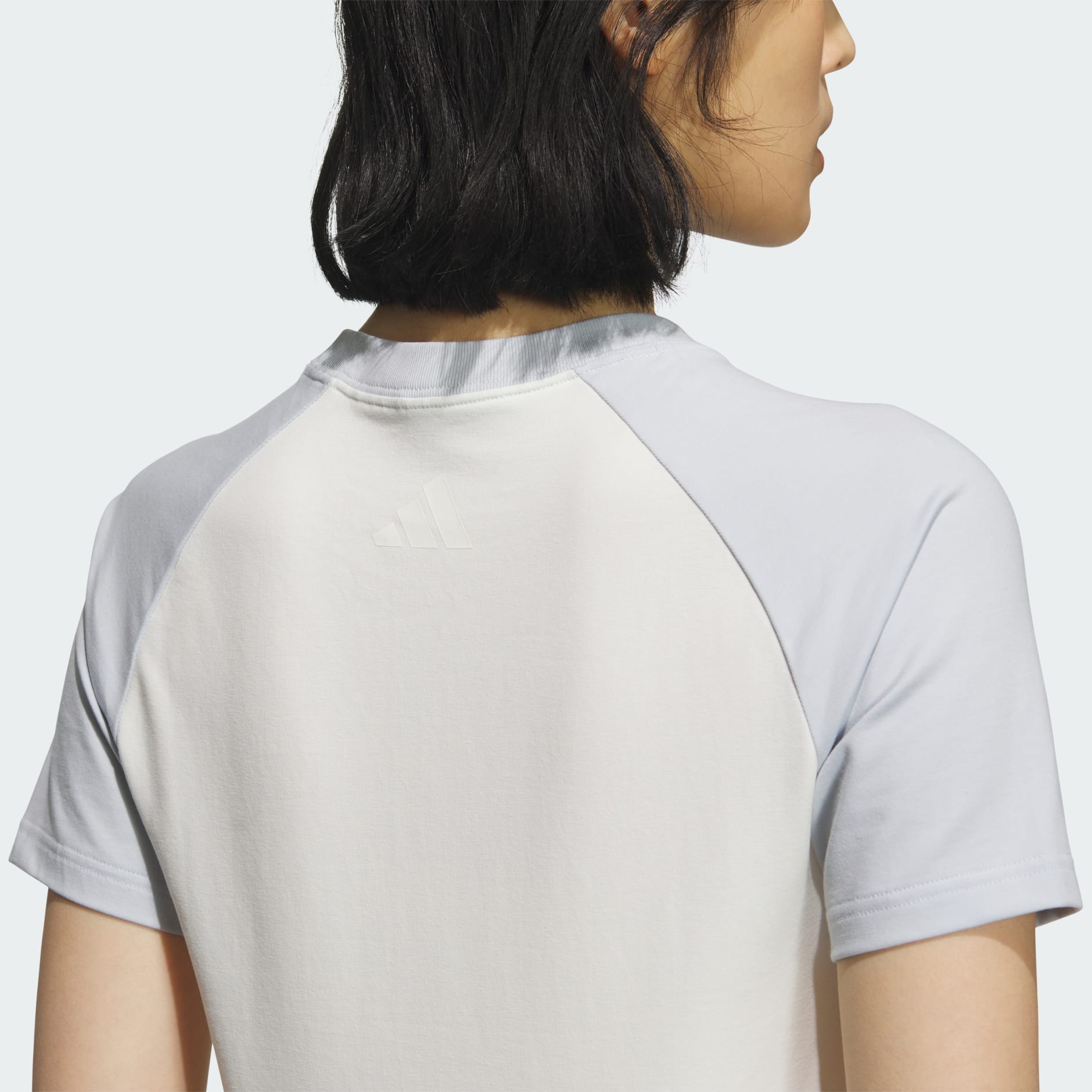 插肩袖圖案 T 裇