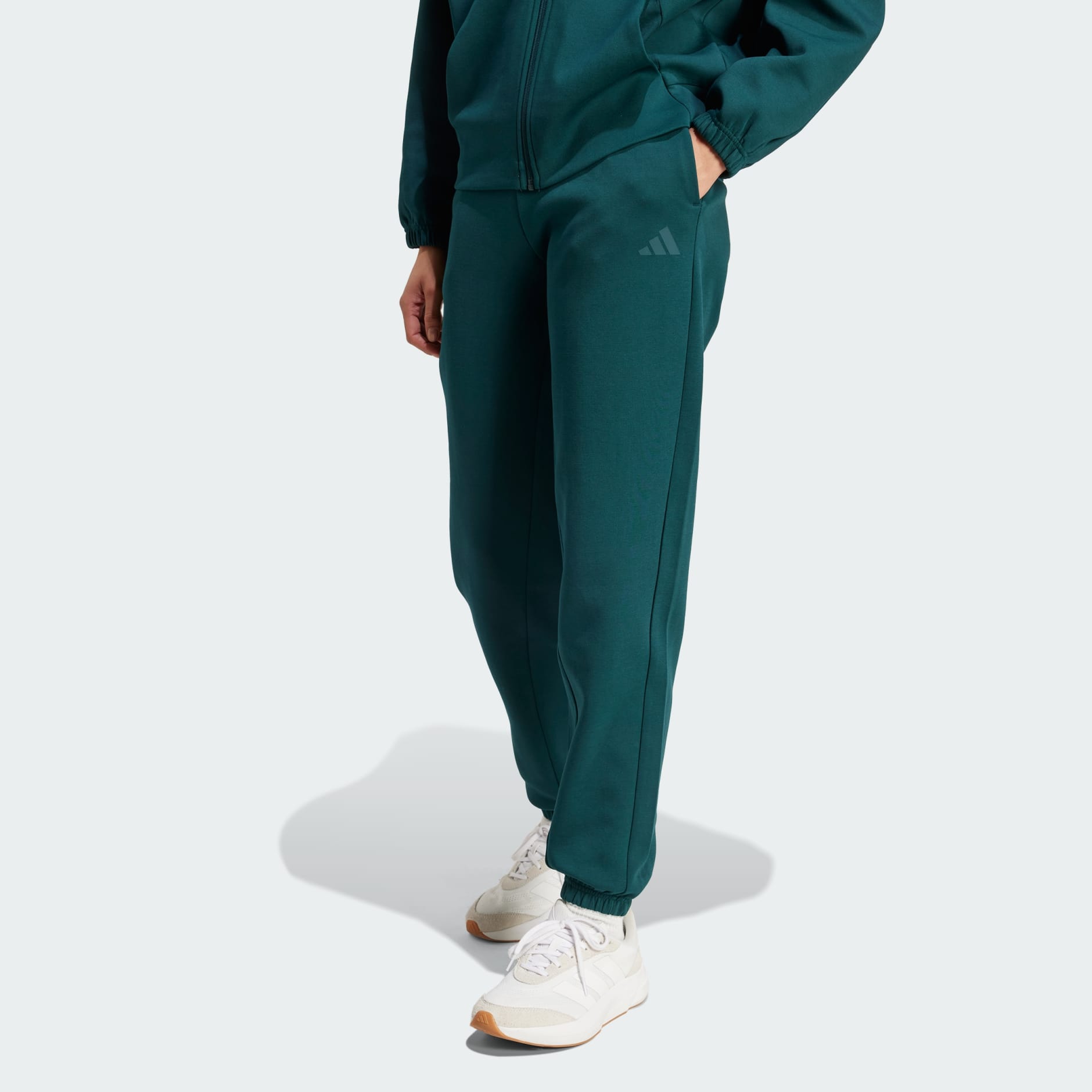 Future Icons Small Logo Pants