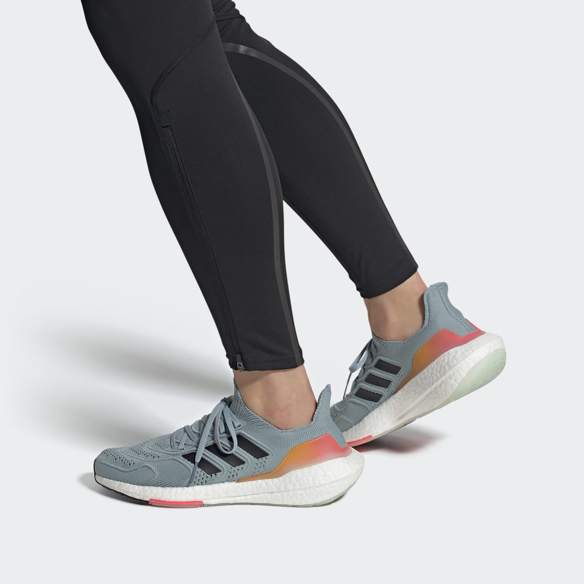 Ultraboost 22 HEAT.RDY Shoes