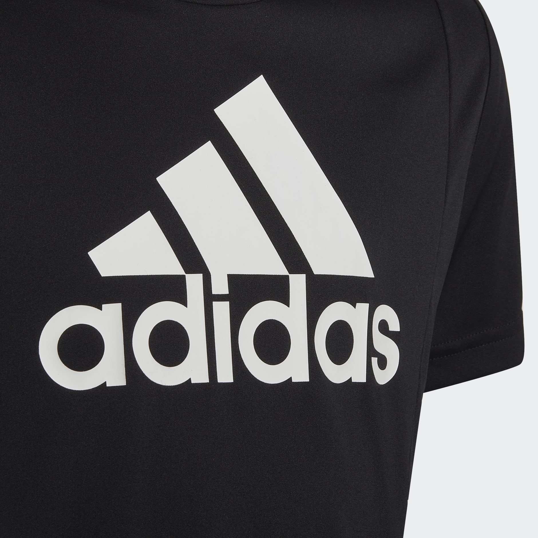 Design to Move Tee