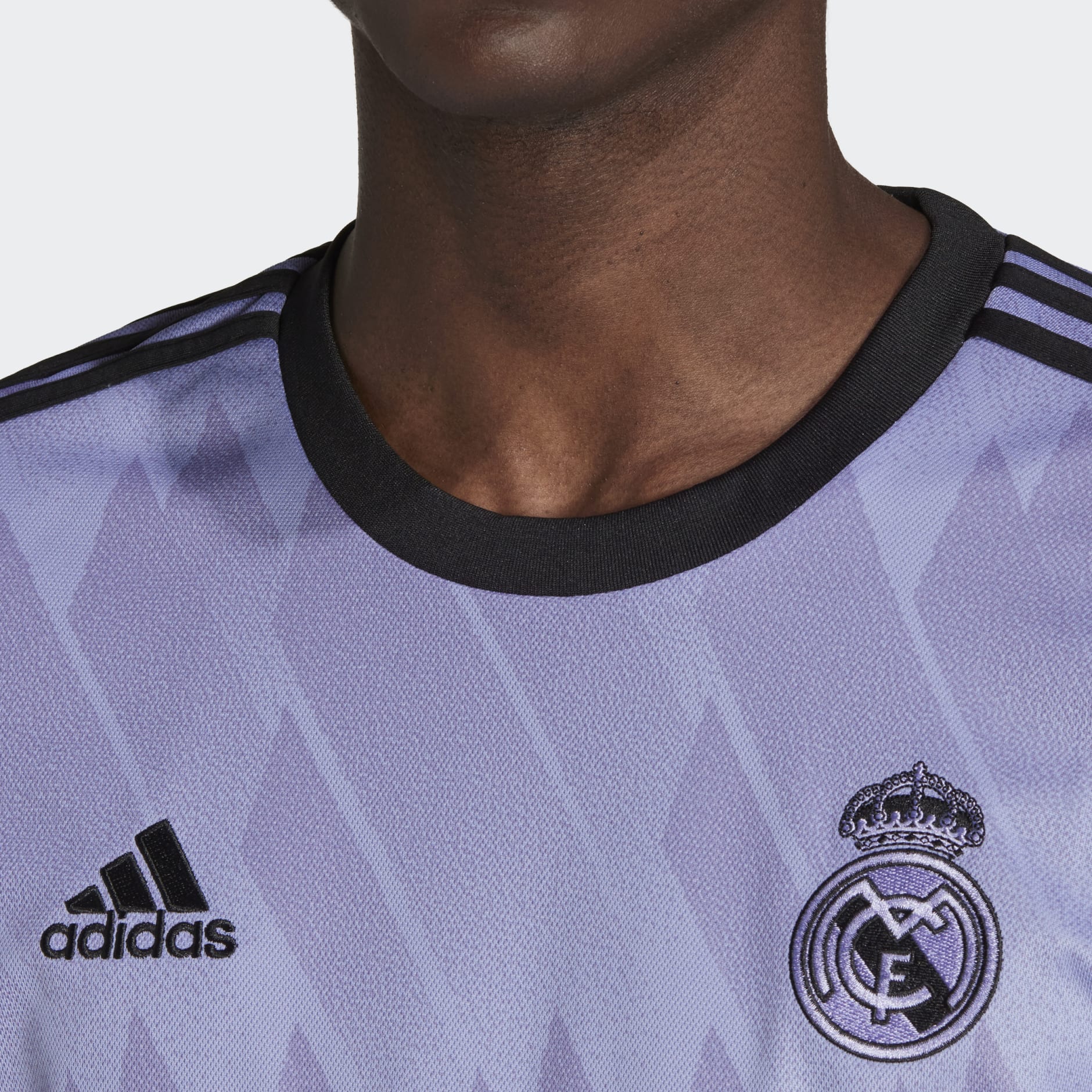 Adidas Sportswear - Maillot de Foot Real Madrid H18489 Violet 