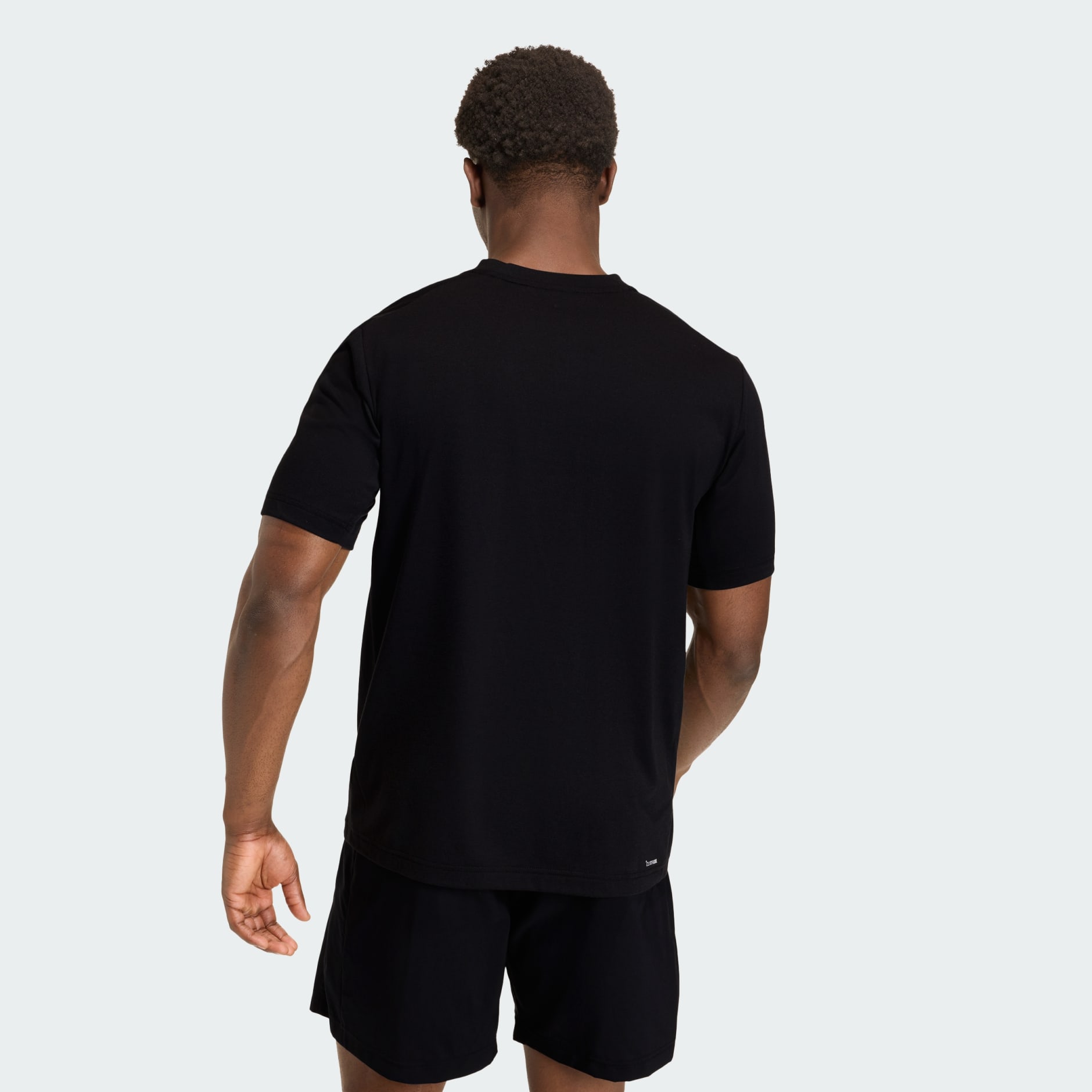 WORKOUT ESSENTIALS FEELREADY T-SHIRT