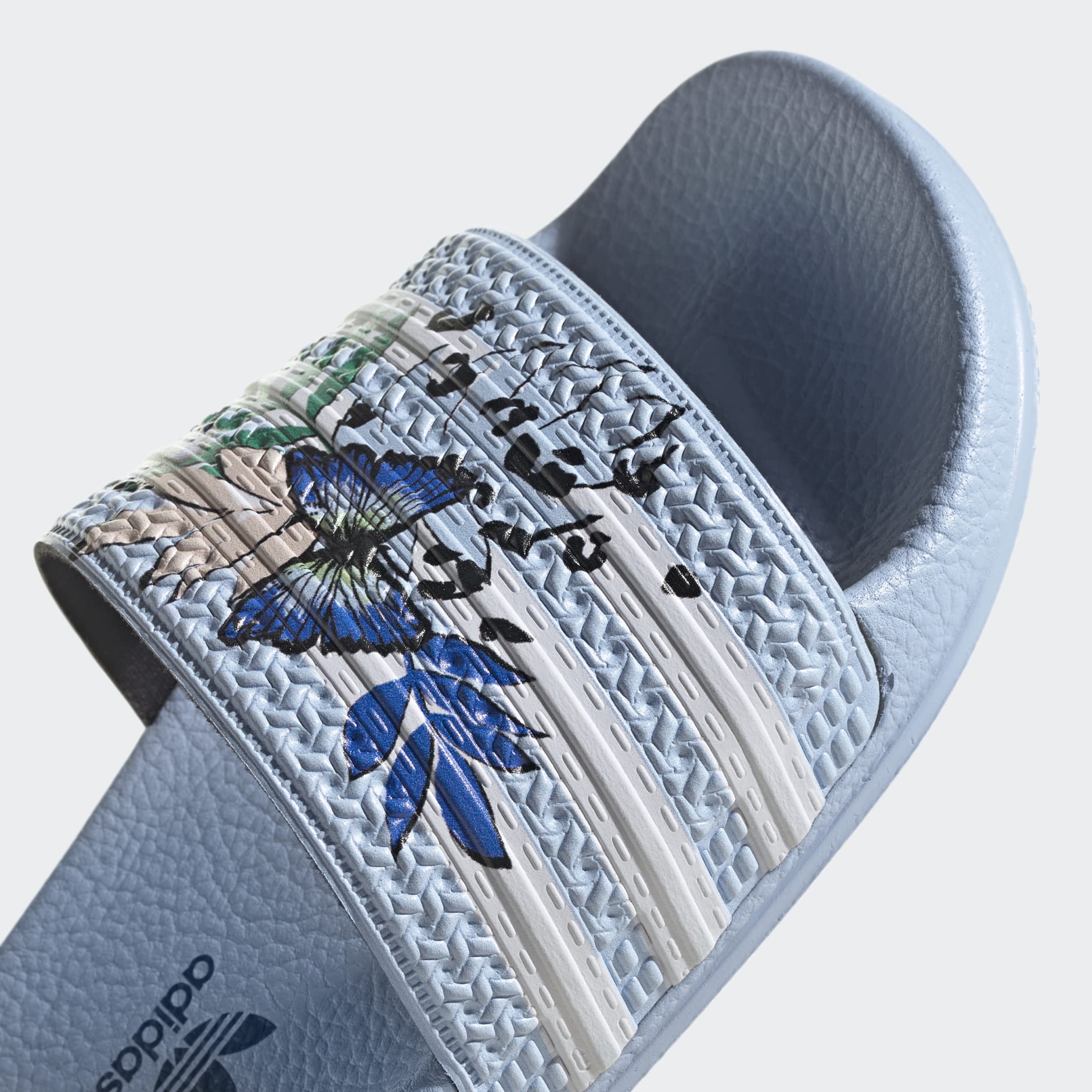 Adilette Slides