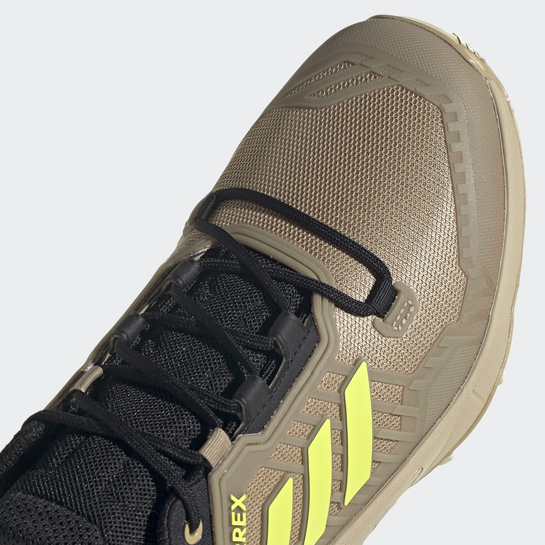 Terrex Swift R3 Hiking Shoes