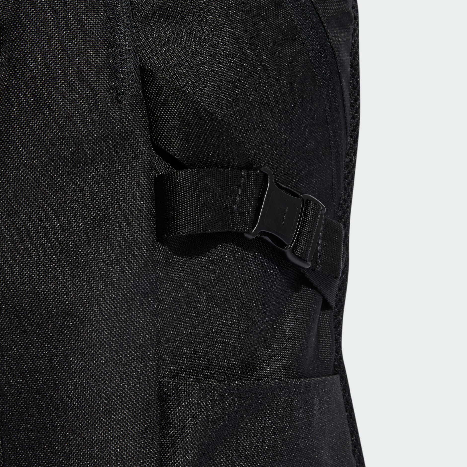 MERCEDES - AMG PETRONAS FORMULA 1 DNA 3 STRIPES BACKPACK