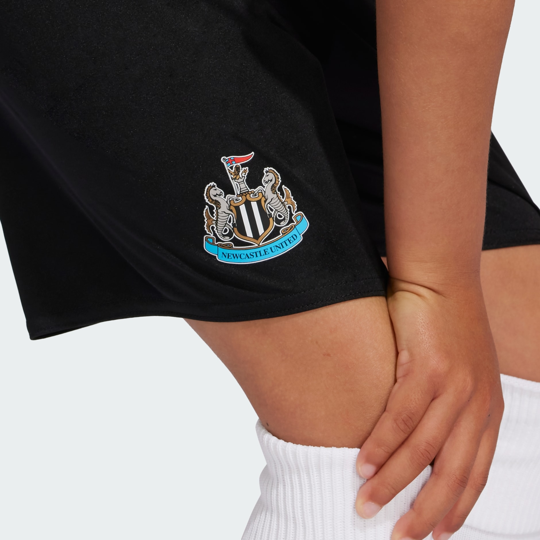 Newcastle United FC 24/25 Home Mini Kit Kids