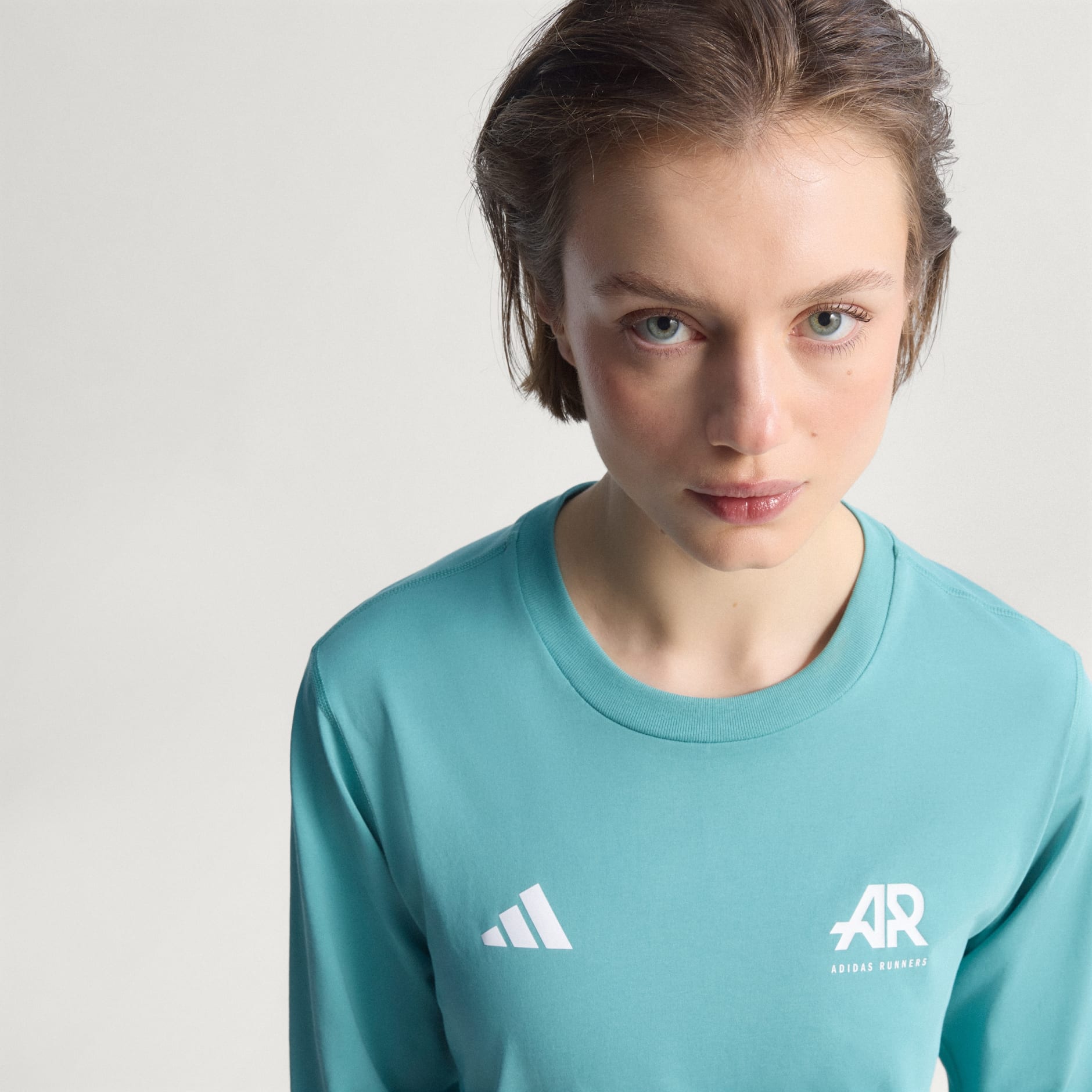 تي شيرت Runners بأكمام طويلة (للجنسين)