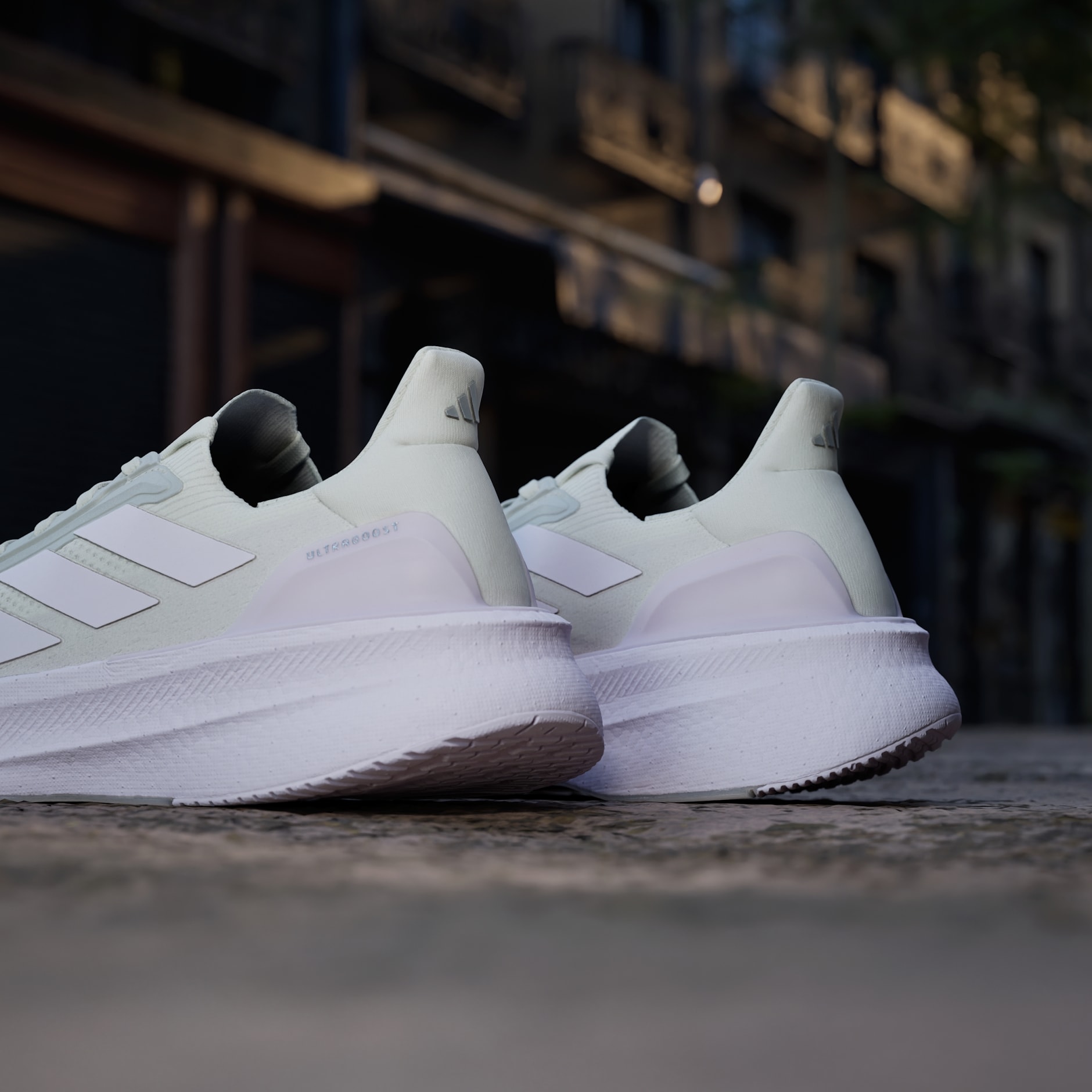 נעלי Ultraboost 5x