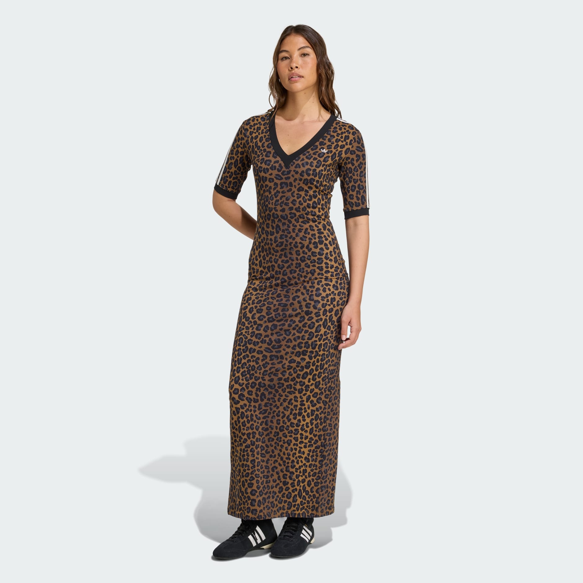 Rochie maxi cu decolteu &icirc;n V și imprimeu leopard