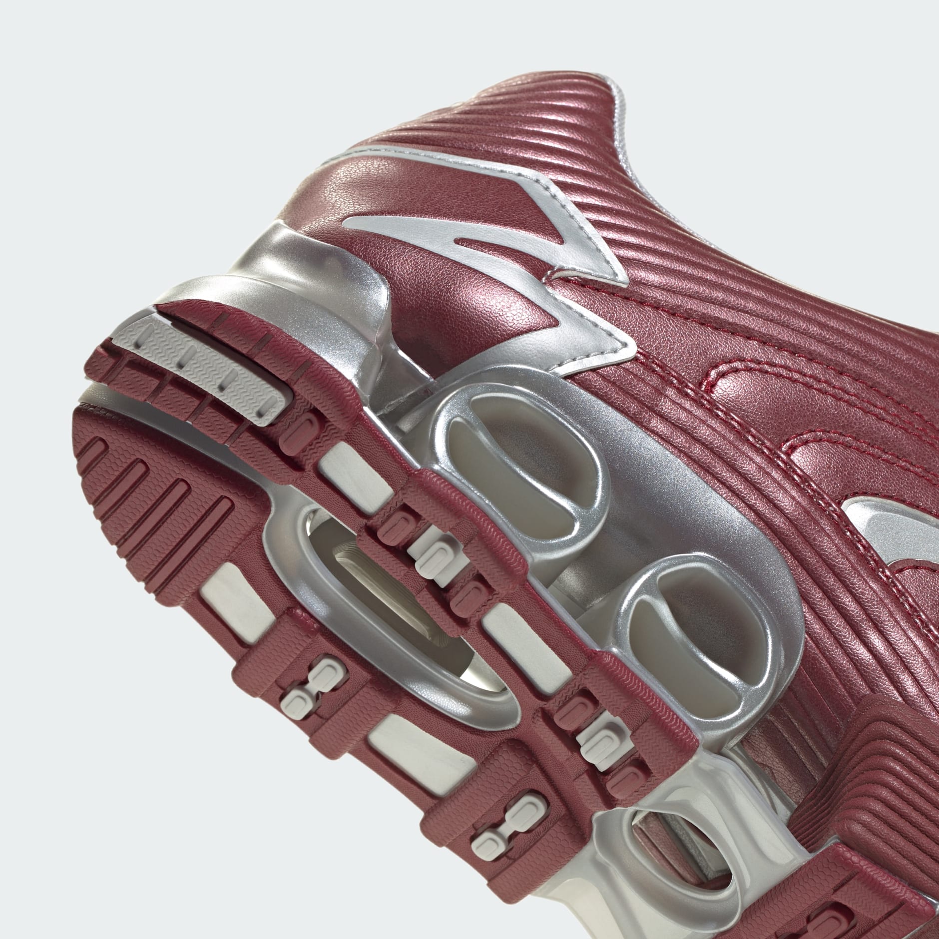 حذاء Predator Megaride