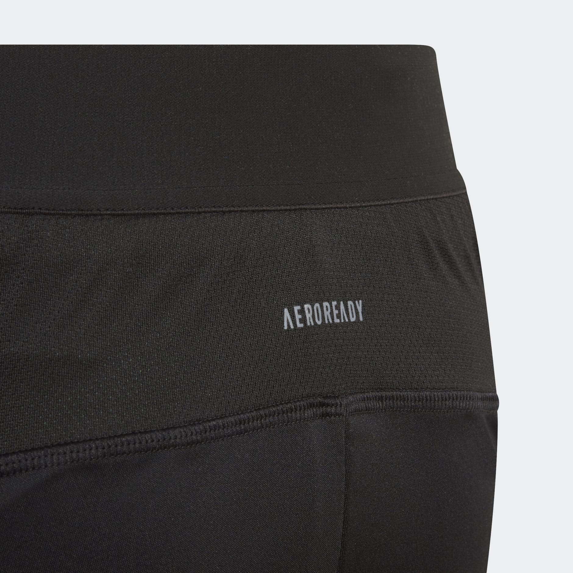 AEROREADY Bold Logo Shorts