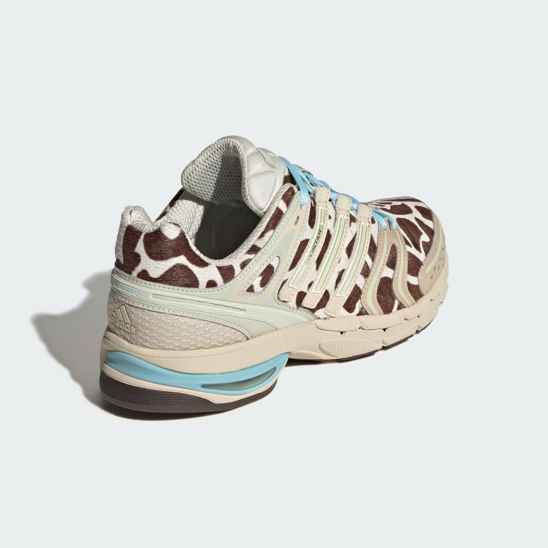 PANTOFI ADISTAR CONTROL 5