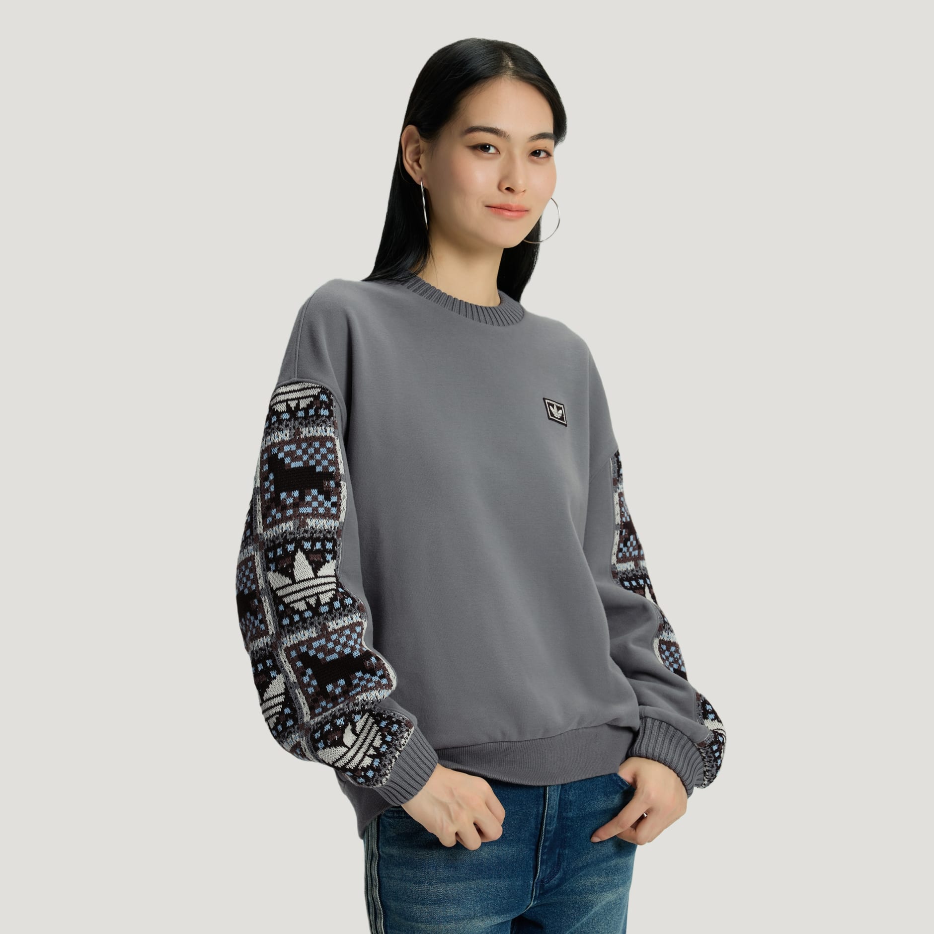 CRAFTED 圓領衛衣