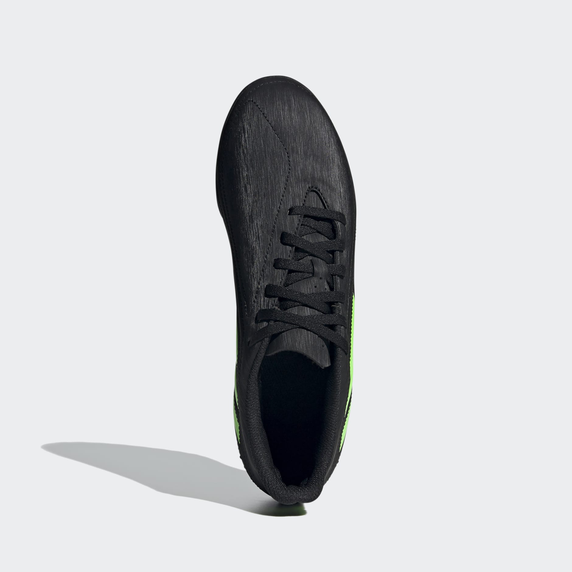 Deportivo Turf Boots