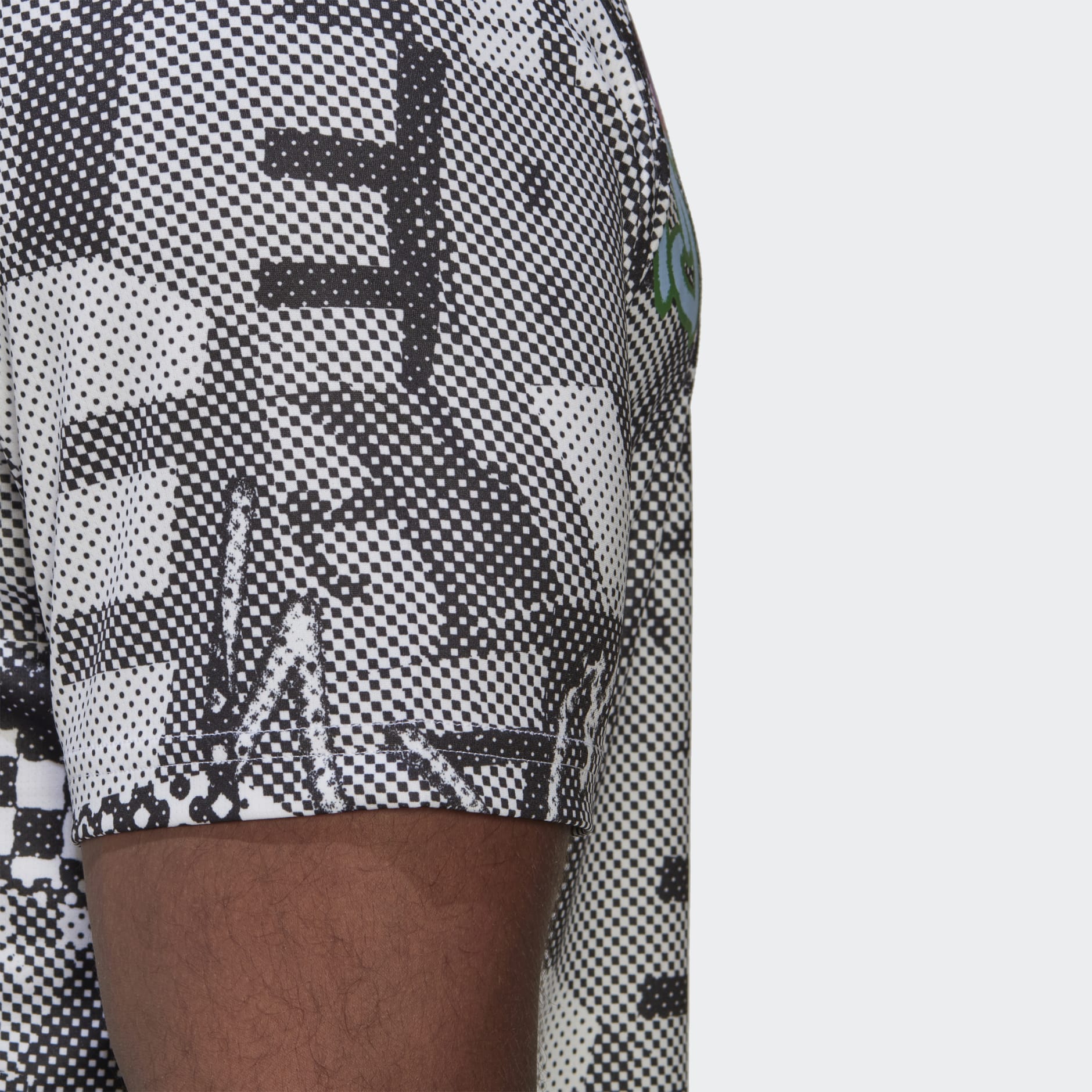 KRIS ANDREW SMALL TRAINING TEE