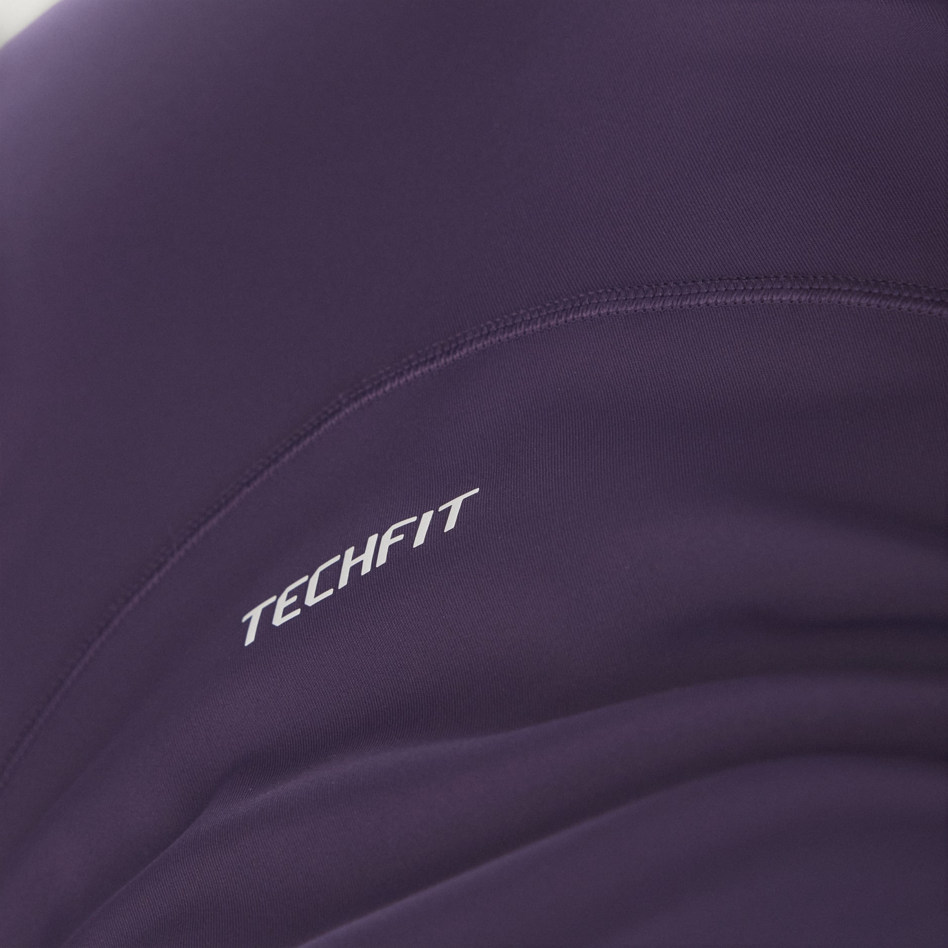 Top dugih rukava adidas Techfit COLD.RDY