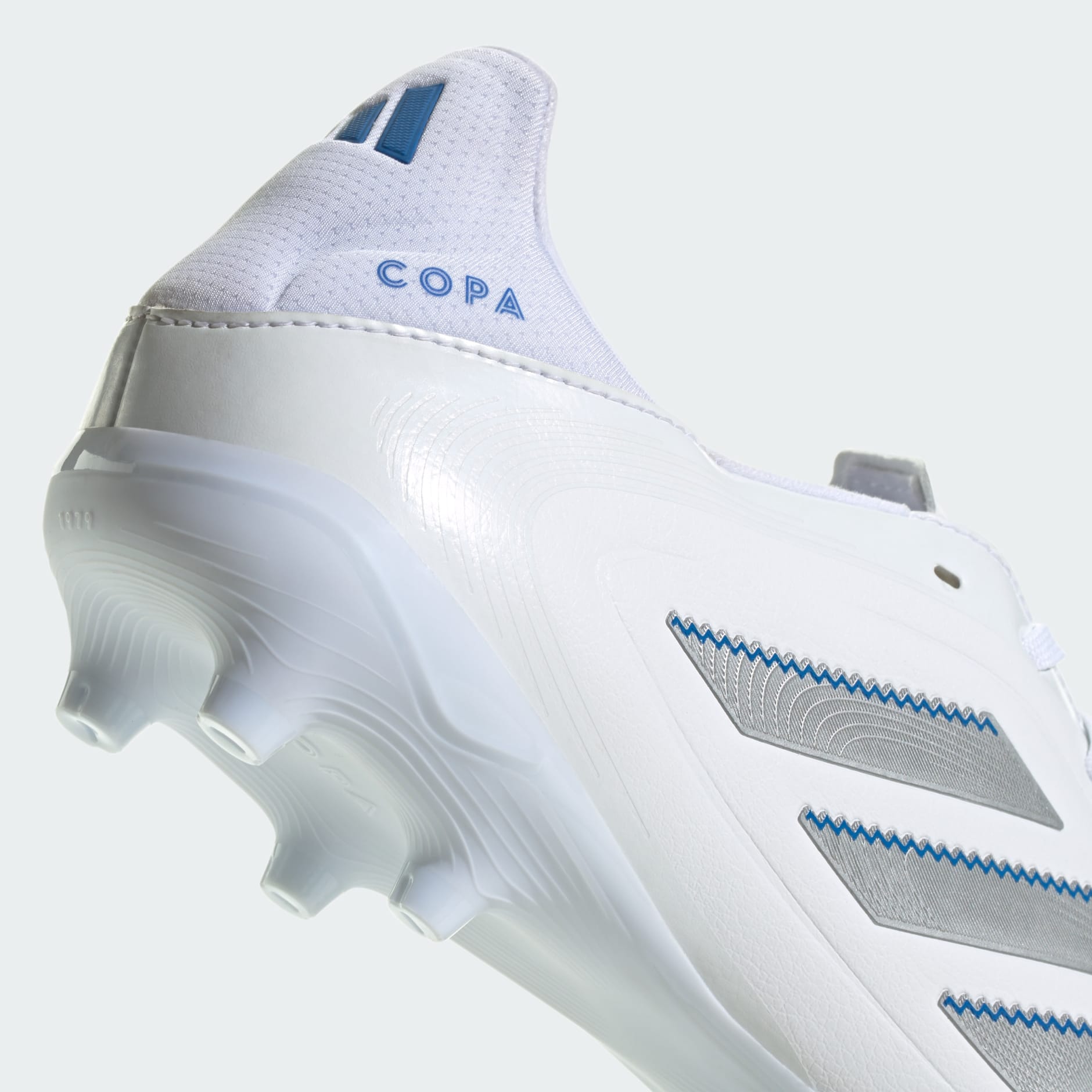 Ghete Copa Pure 3 League pentru teren dur/multi-teren