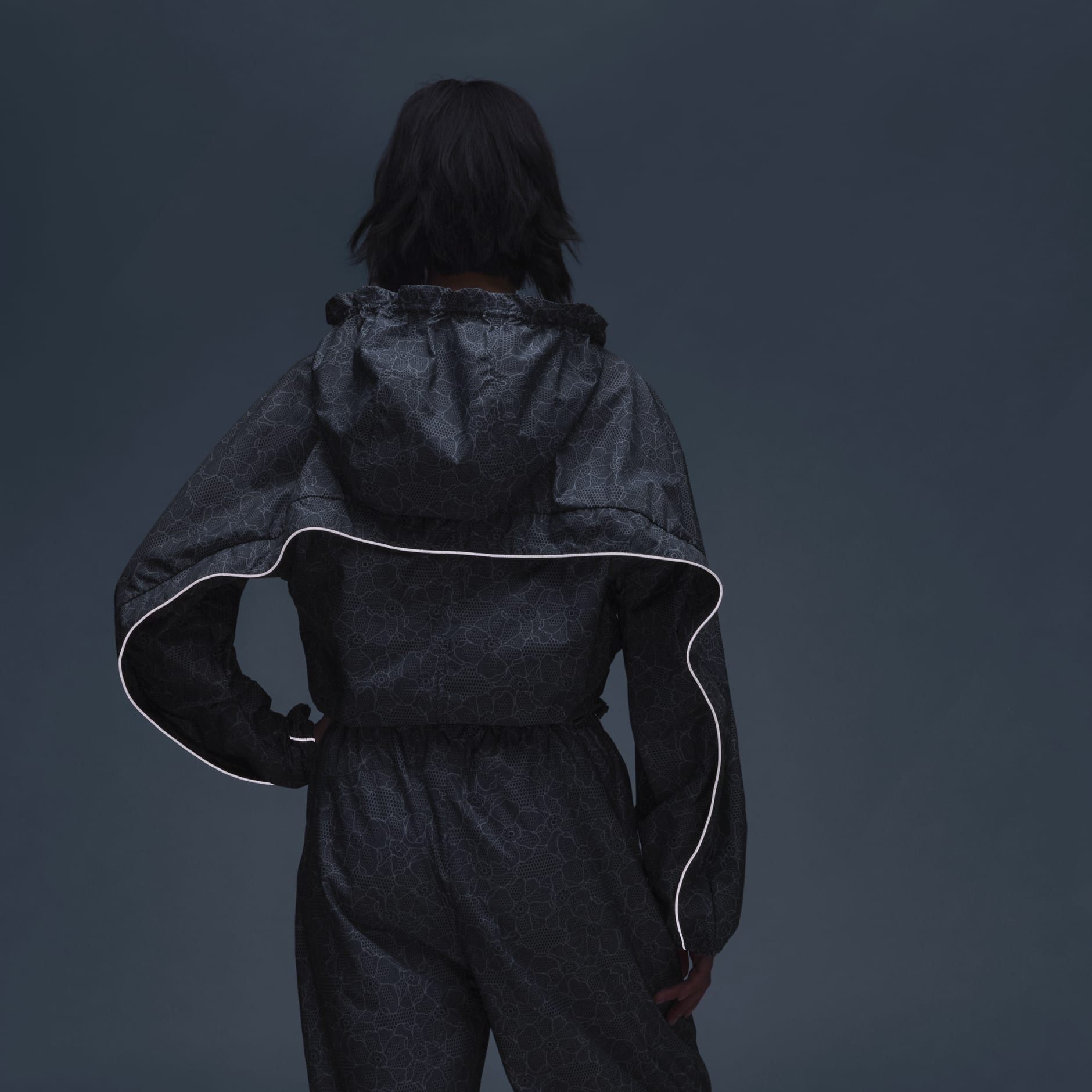 Jachetă de alergare adidas by Stella McCartney cu imprimeu