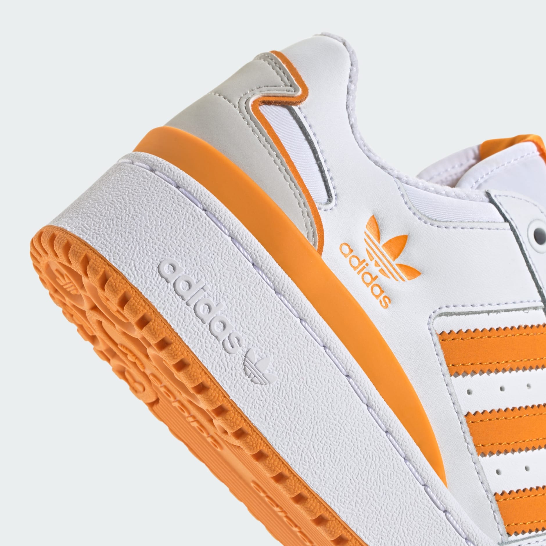Tenis Forum Bold