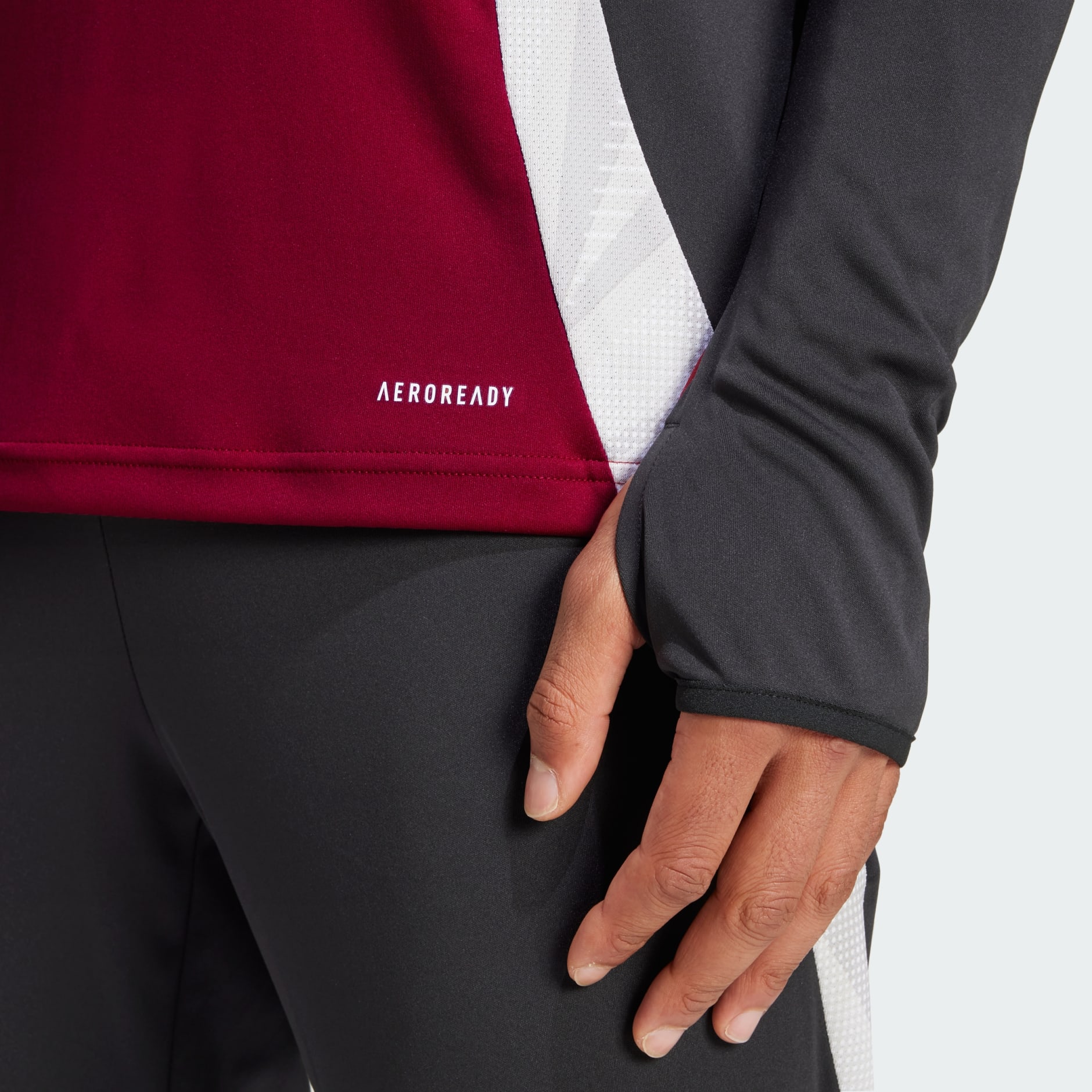 Top de antrenament Newcastle United FC Tiro 24