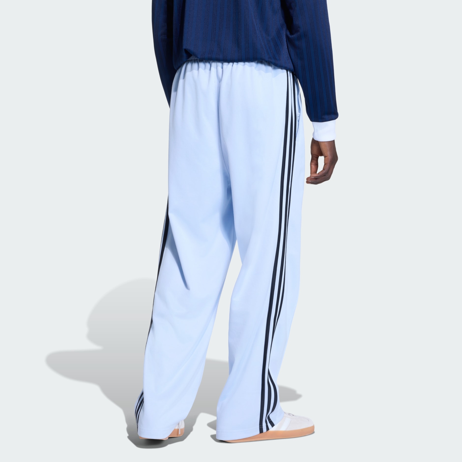 BAGGY TRACK PANTS