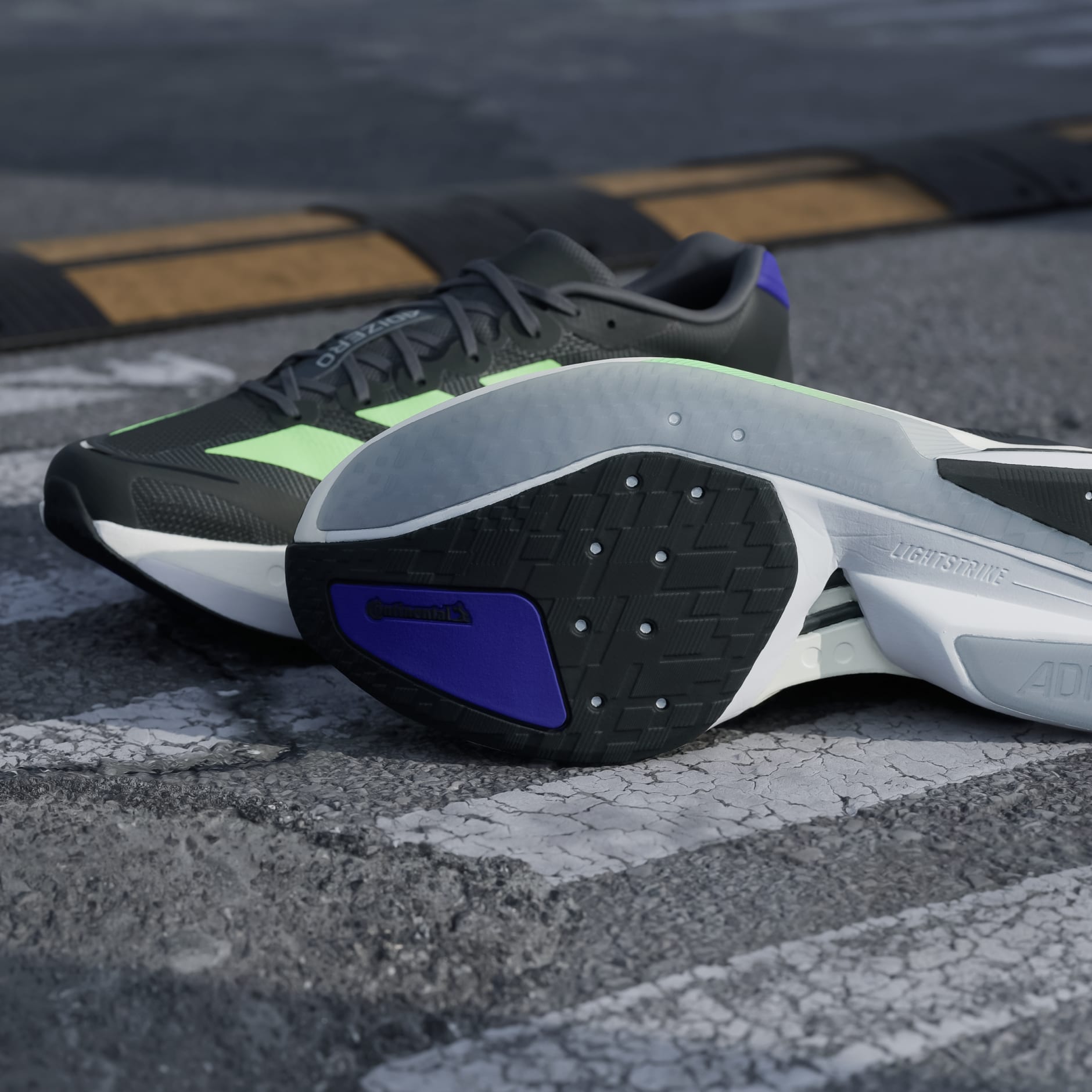 Pantofi Adizero Boston 13