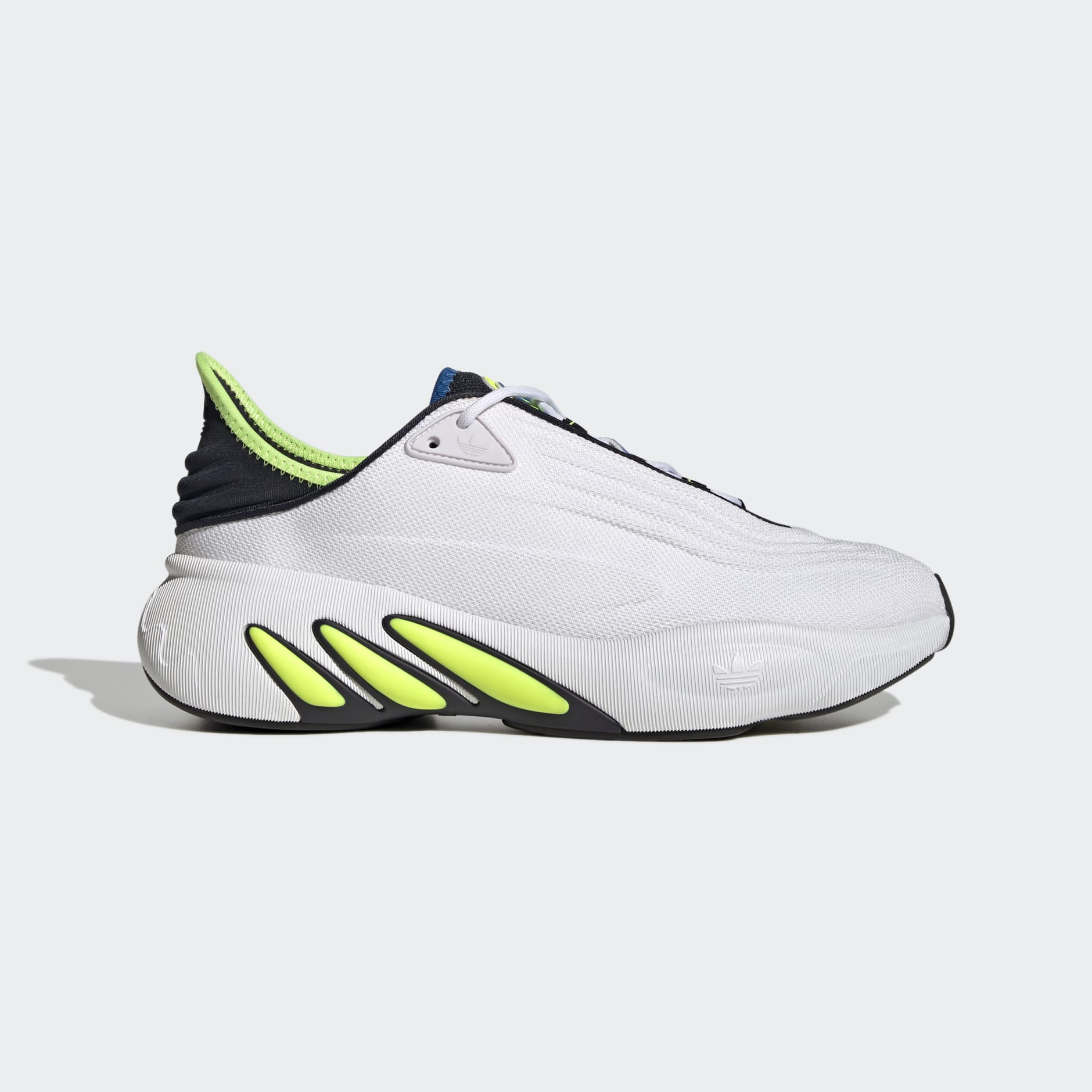 Tenis adidas SLTN