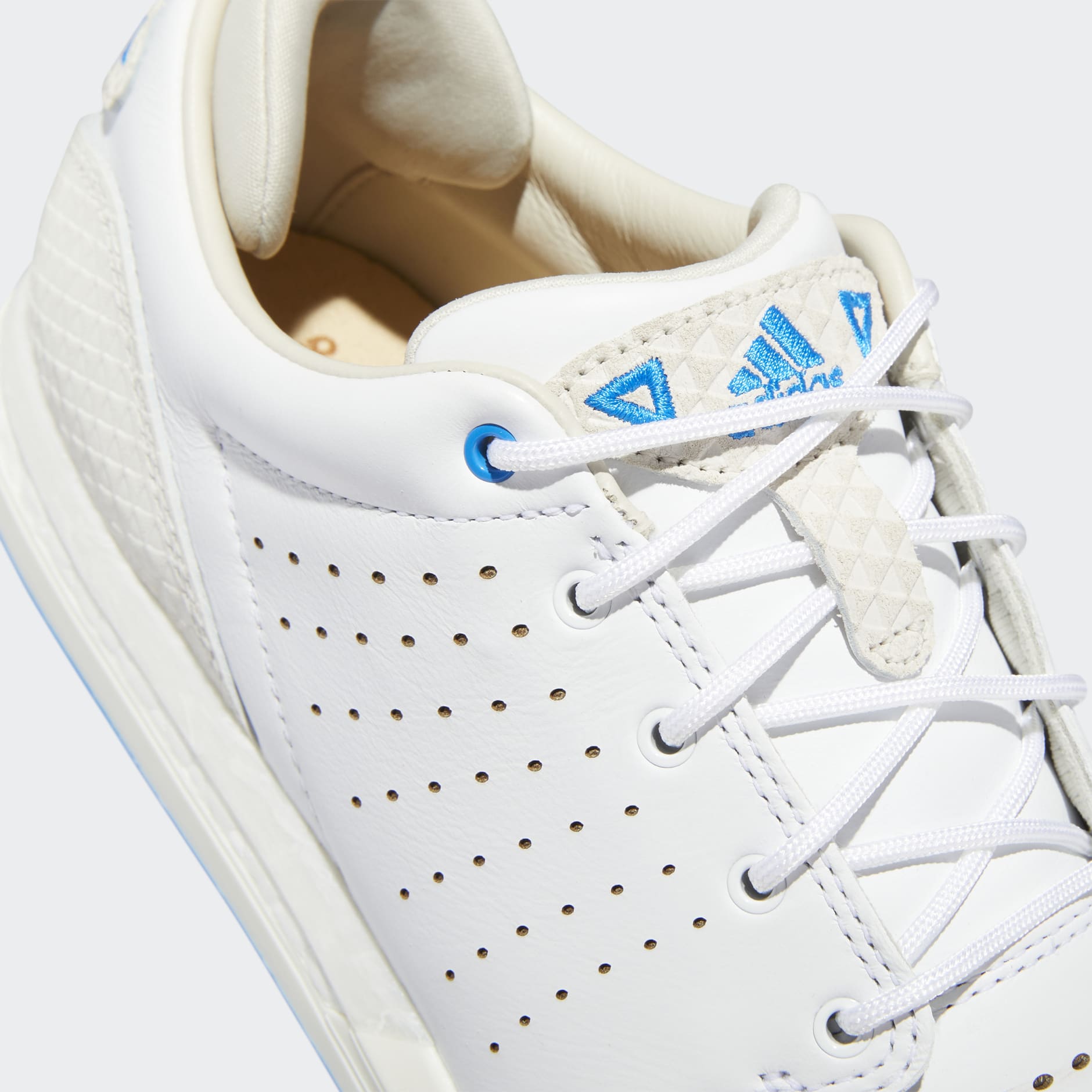 FLOPSHOT SPIKELESS GOLF SHOES