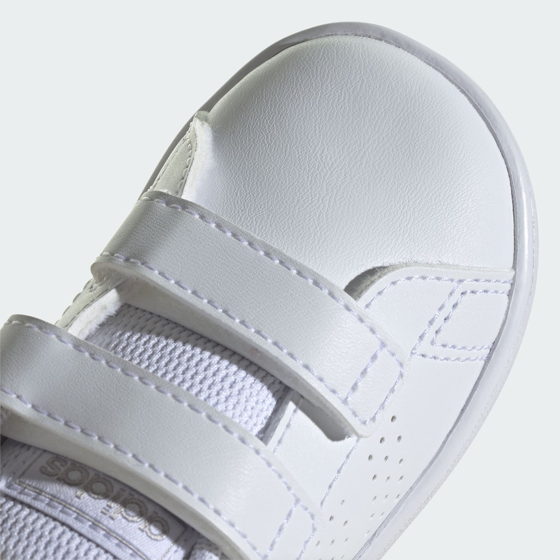 Advantage Lifestyle Court Two Hook-and-Loop Shoes