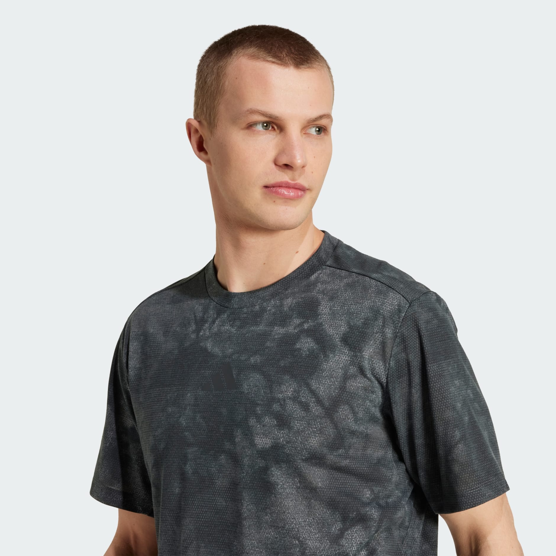 PrimeLift Graphic Tee