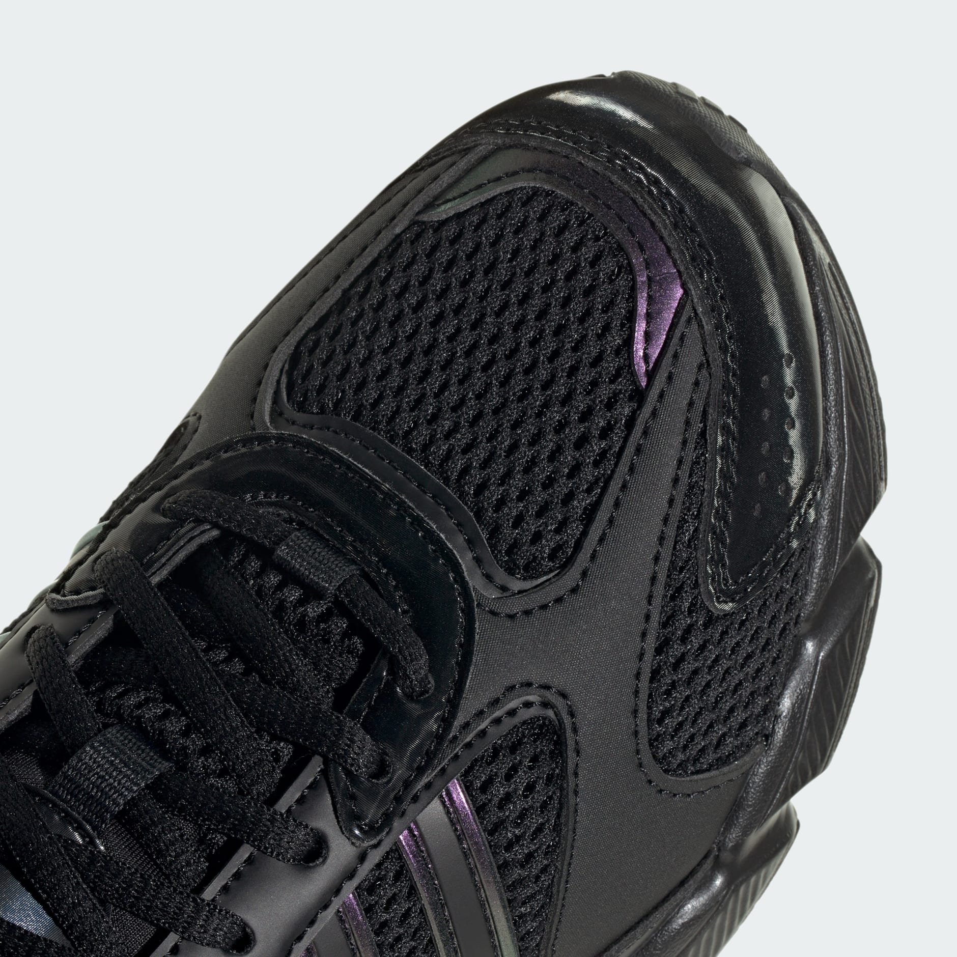SHOES - Crazychaos 2000 Shoes - Black | adidas Qatar