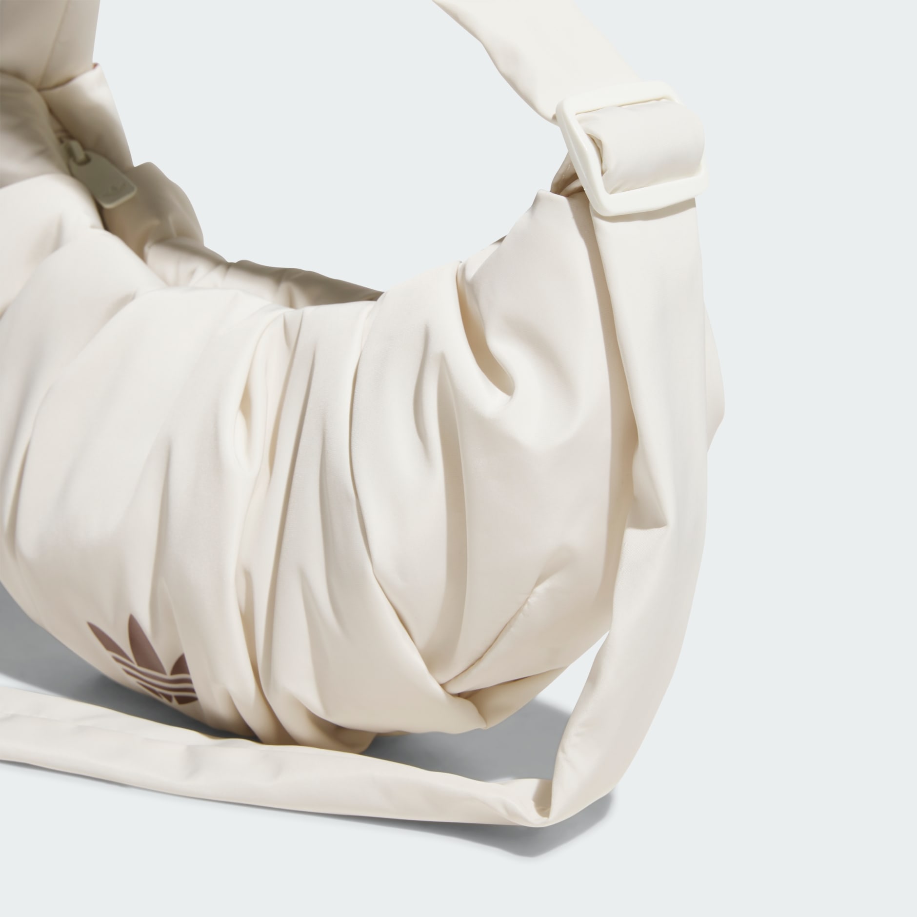 ★人気★ adidas ORIGINALS CLOUD CRINKLE VERSION バッグ adidas】ユニセックスORIGINALS CLOUD CRINKLE VERSION バッグ