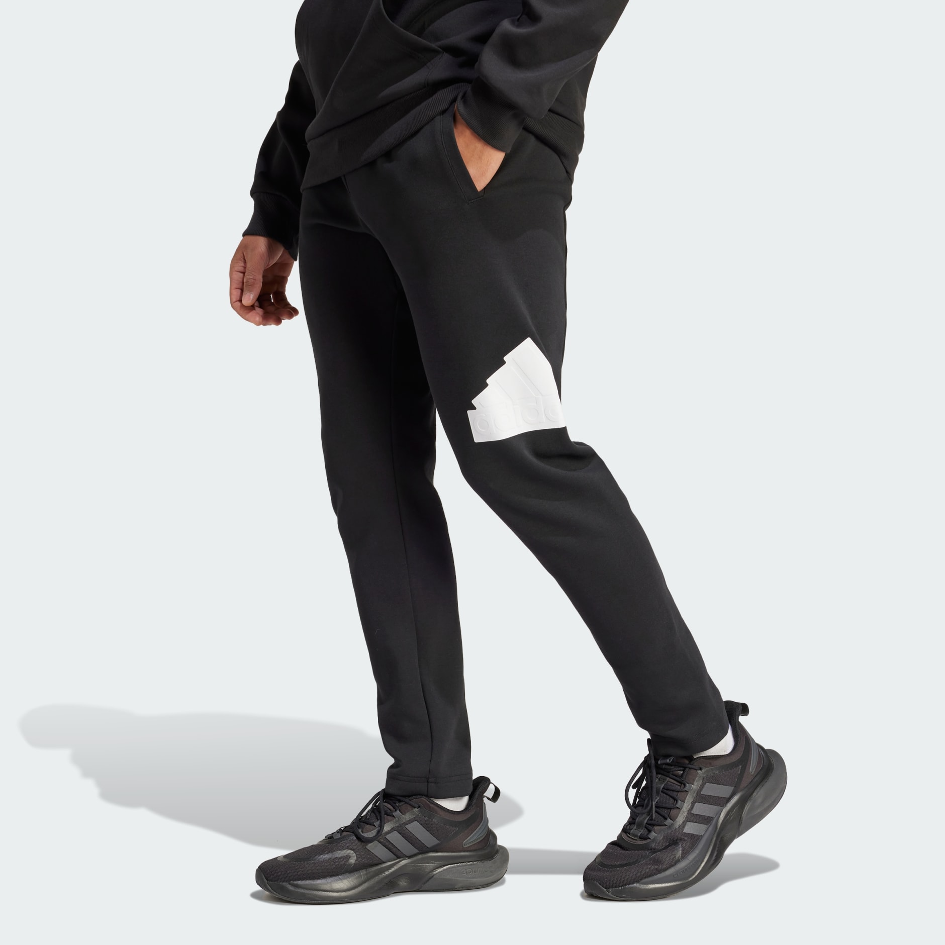 CHOSEN Logo sport pants - Black 