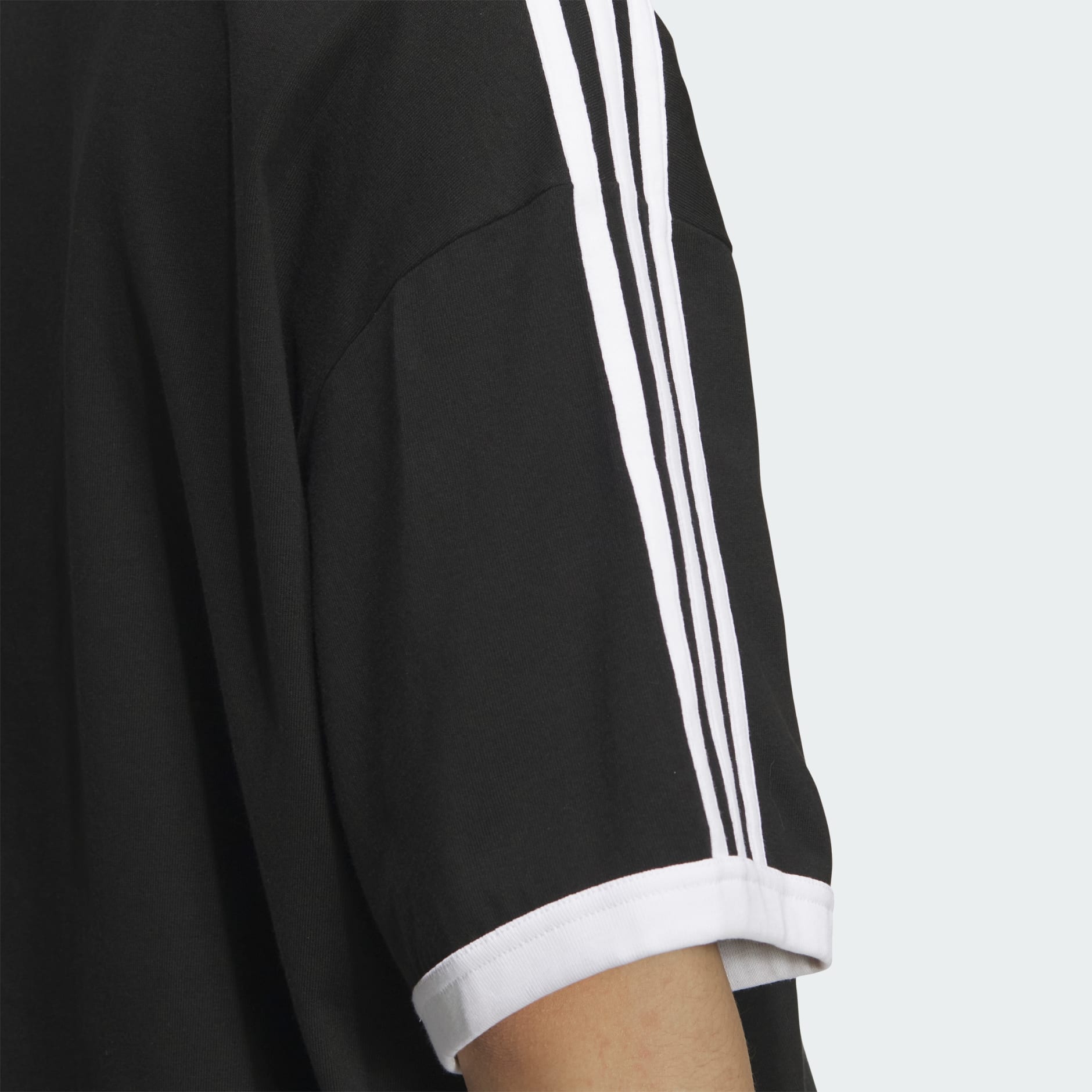 ★adidas★ ringer tea black KC2603 adidas Ringer Tee - Black | adidas UAE