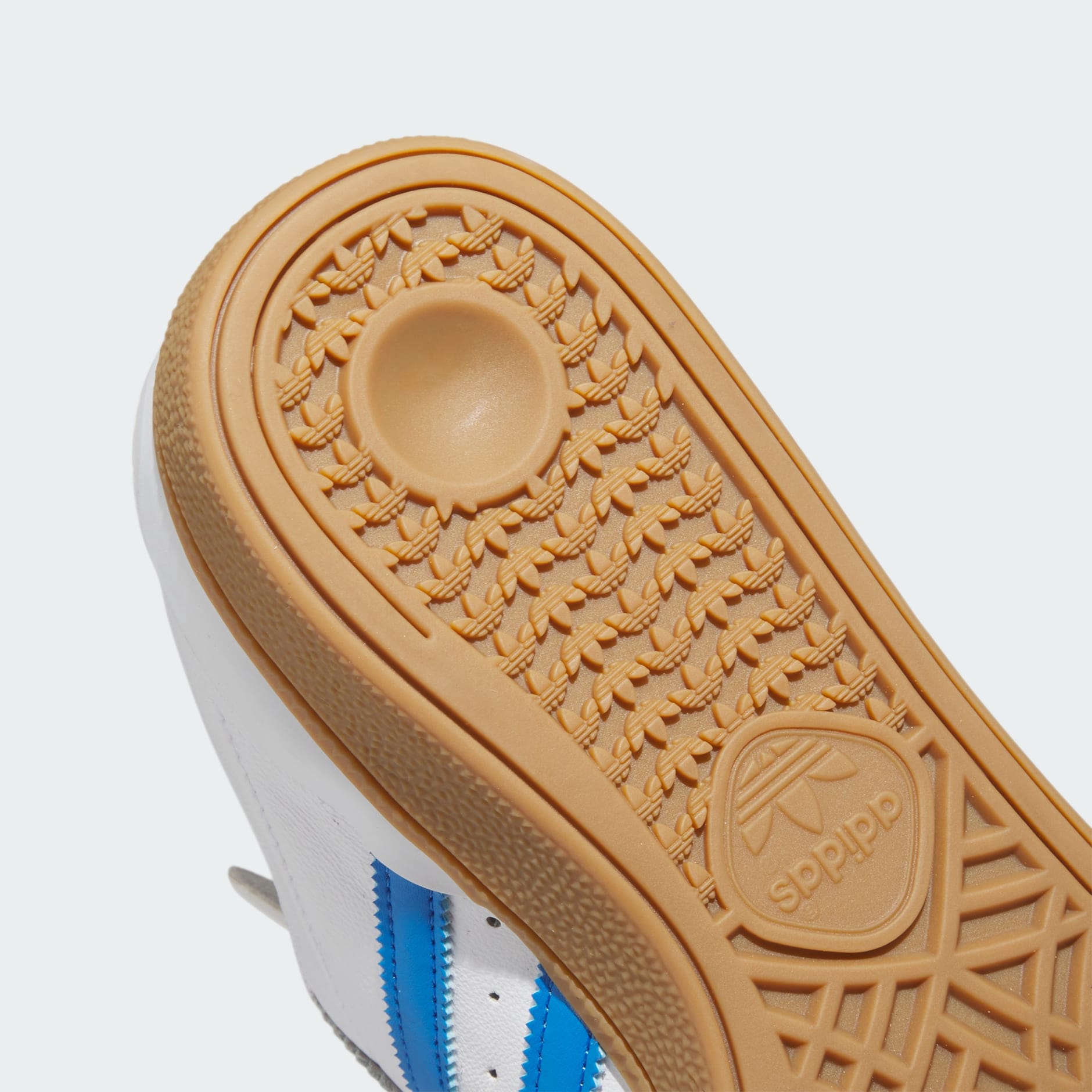 Tenis Busenitz