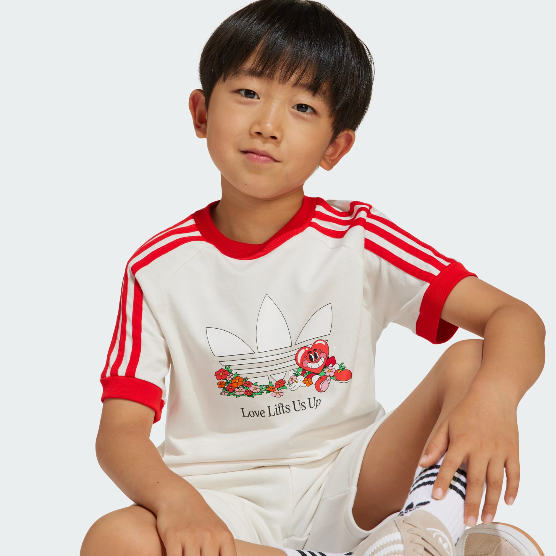 adidas Originals 童裝短褲及 T 恤套裝