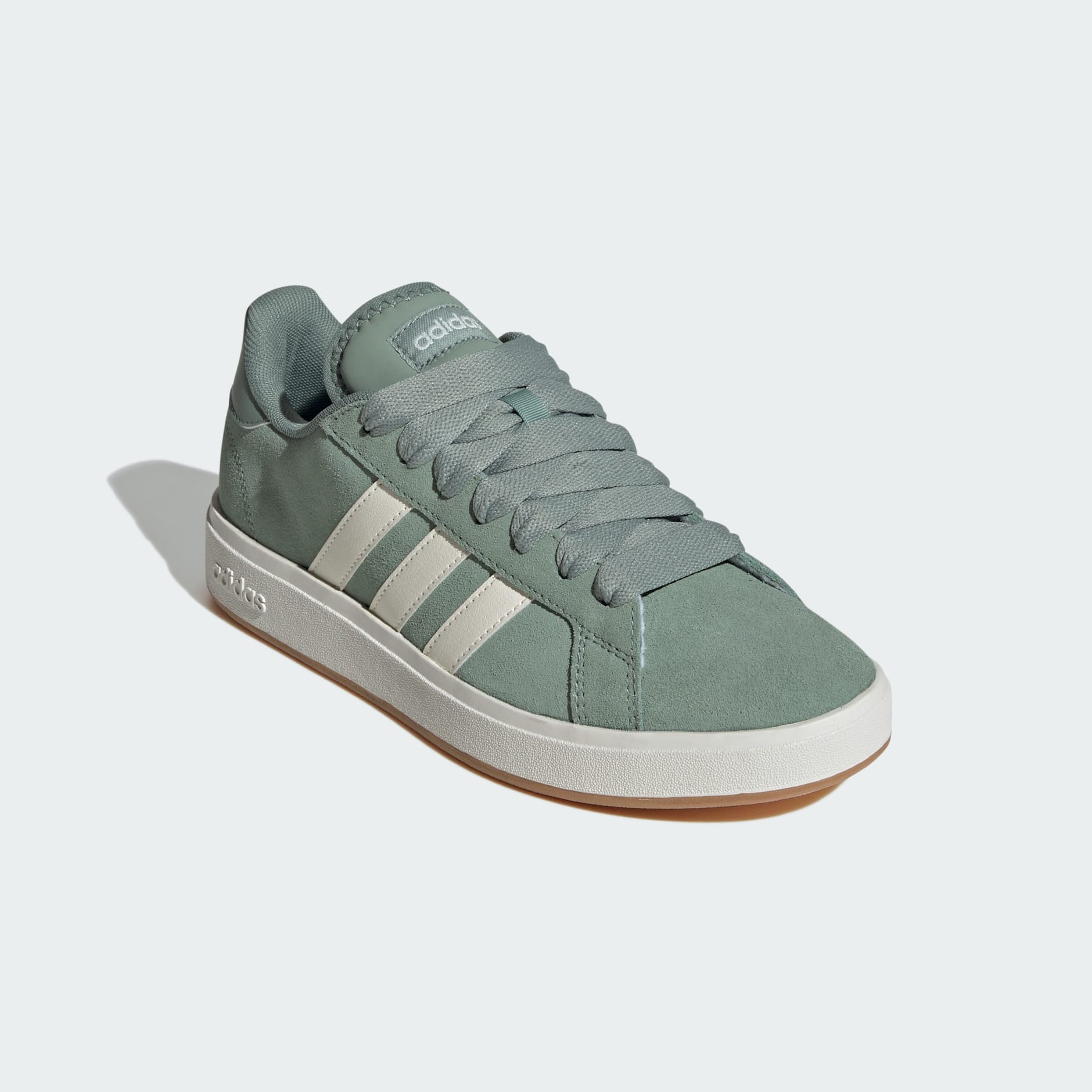 Grand Court Base 00s Shoes