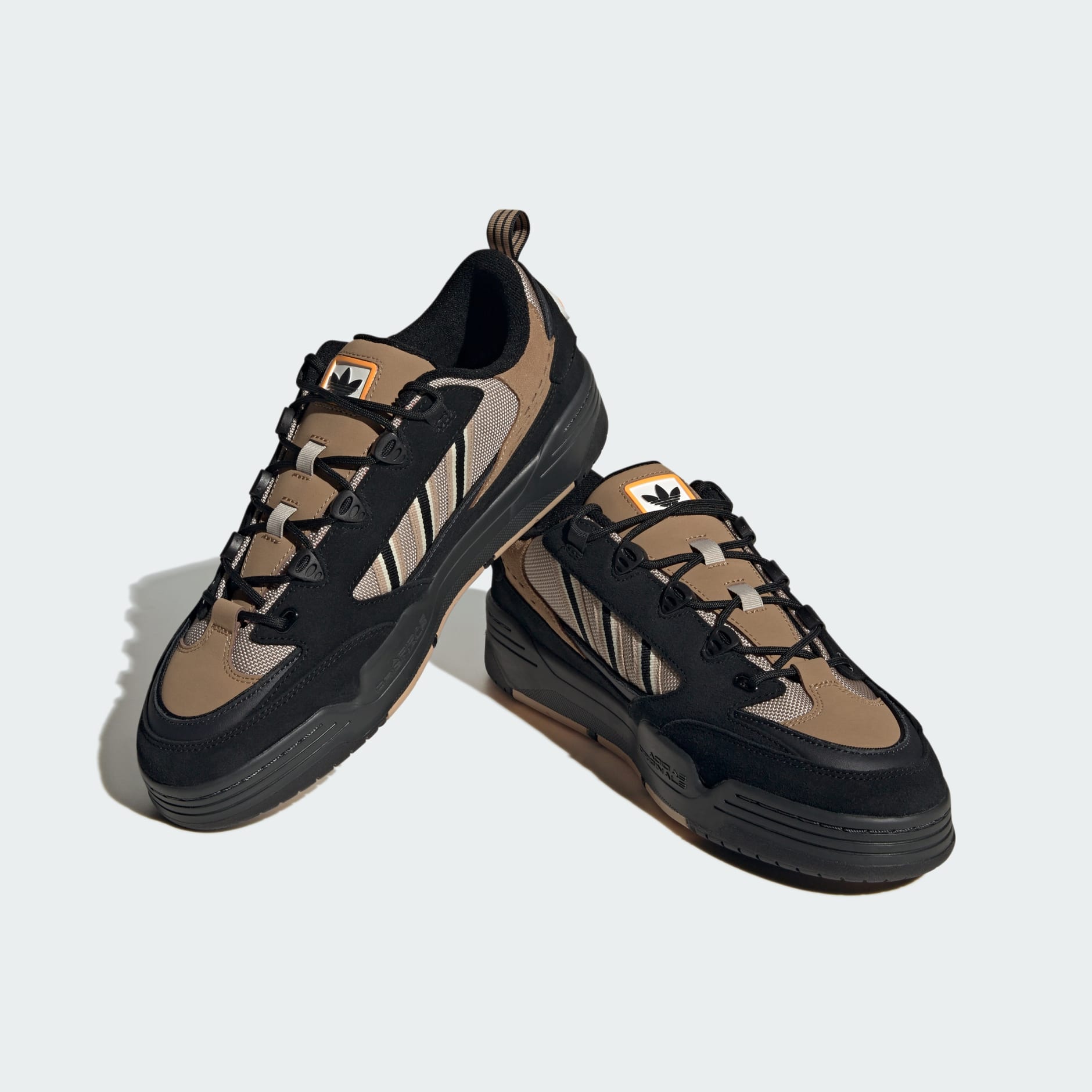 Tenis Adi2000