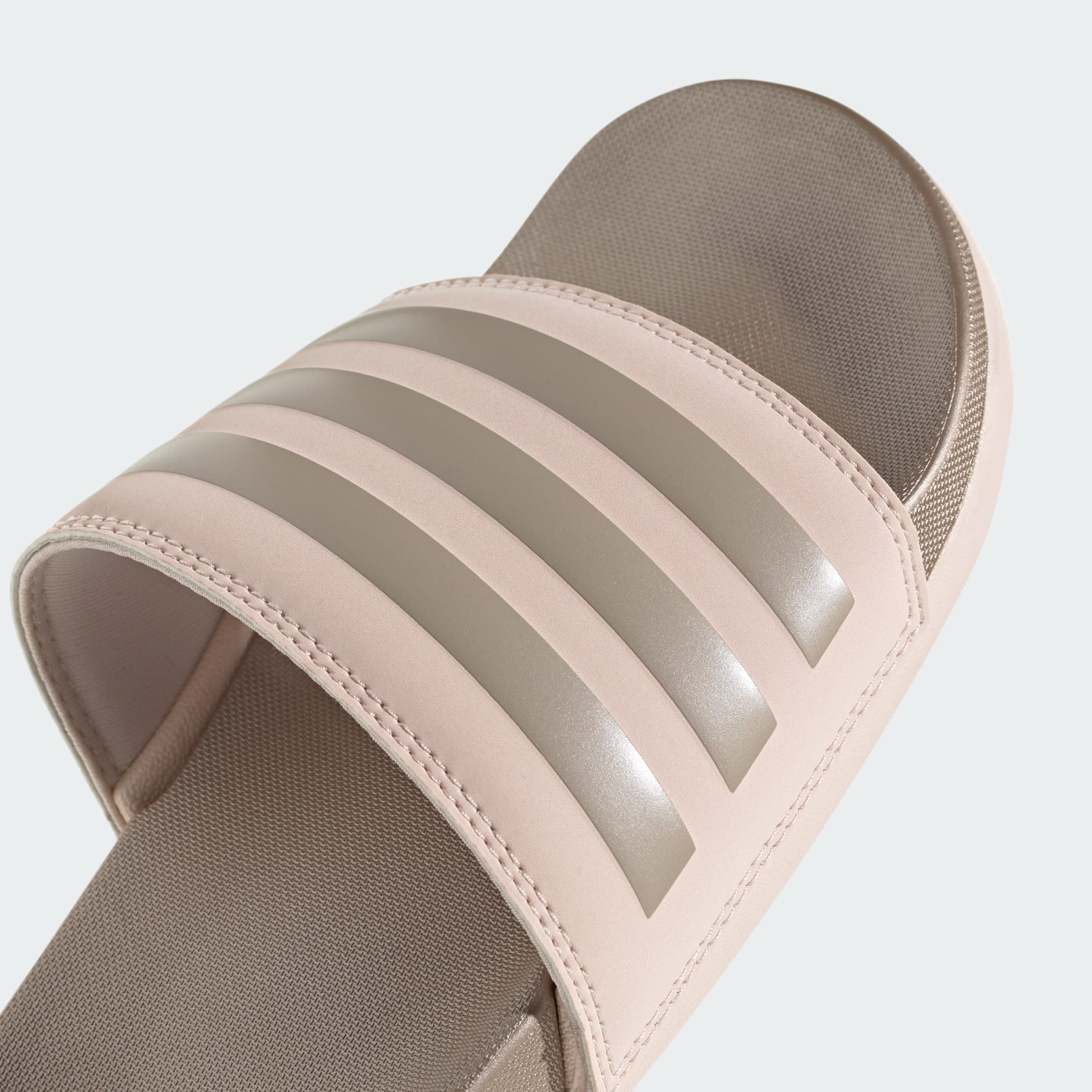 Adilette Comfort Slides