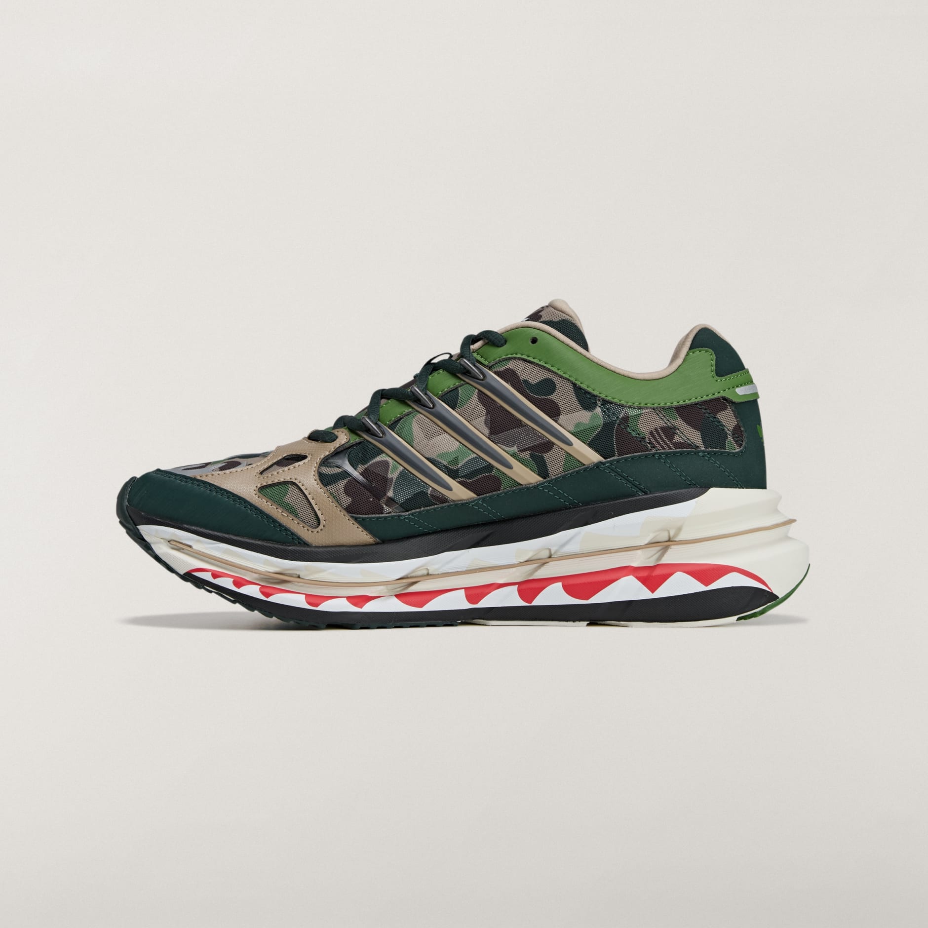 ADISTAR HRMY BAPE&reg; Trainers