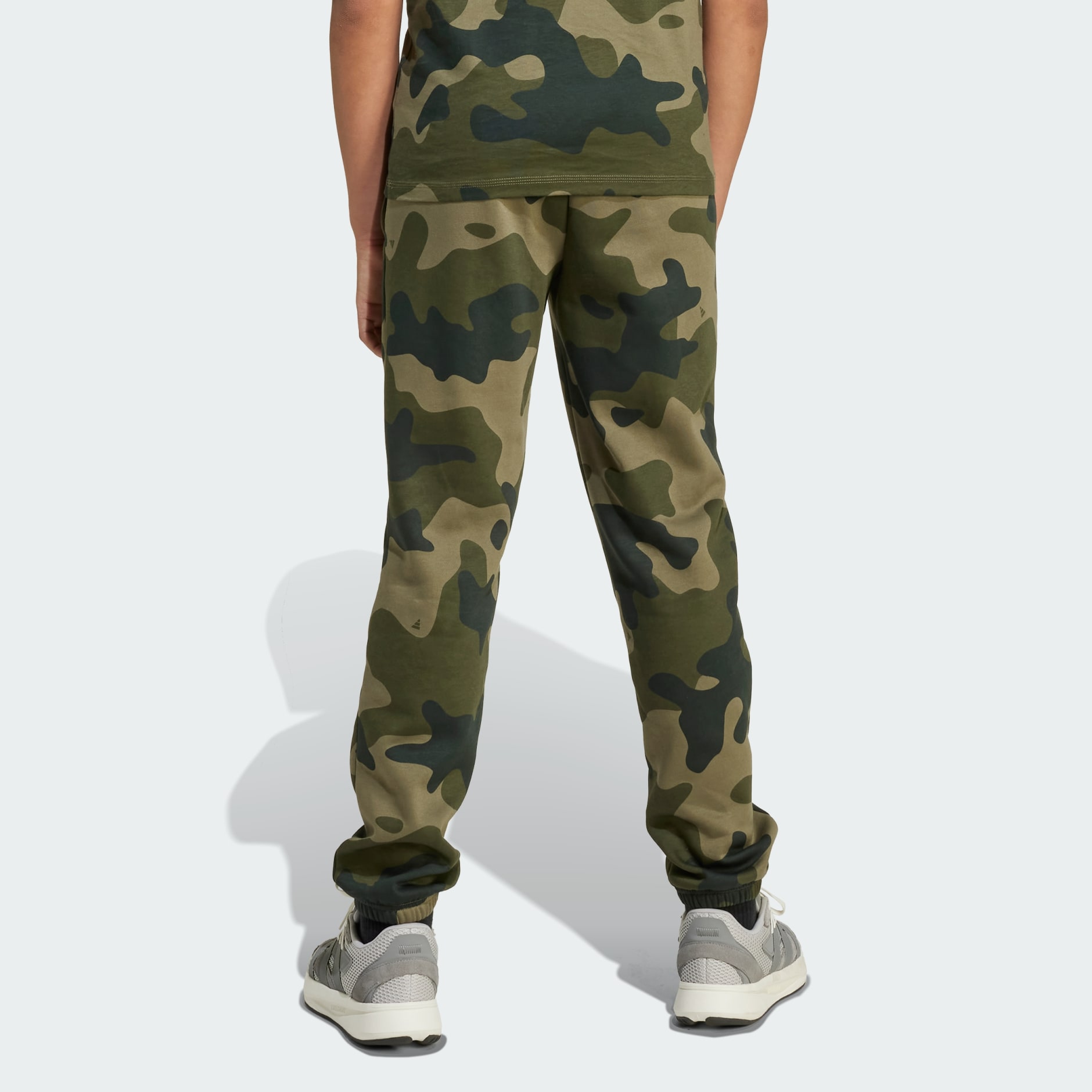 Seasonal Essentials Camo Fleece Pant Kids