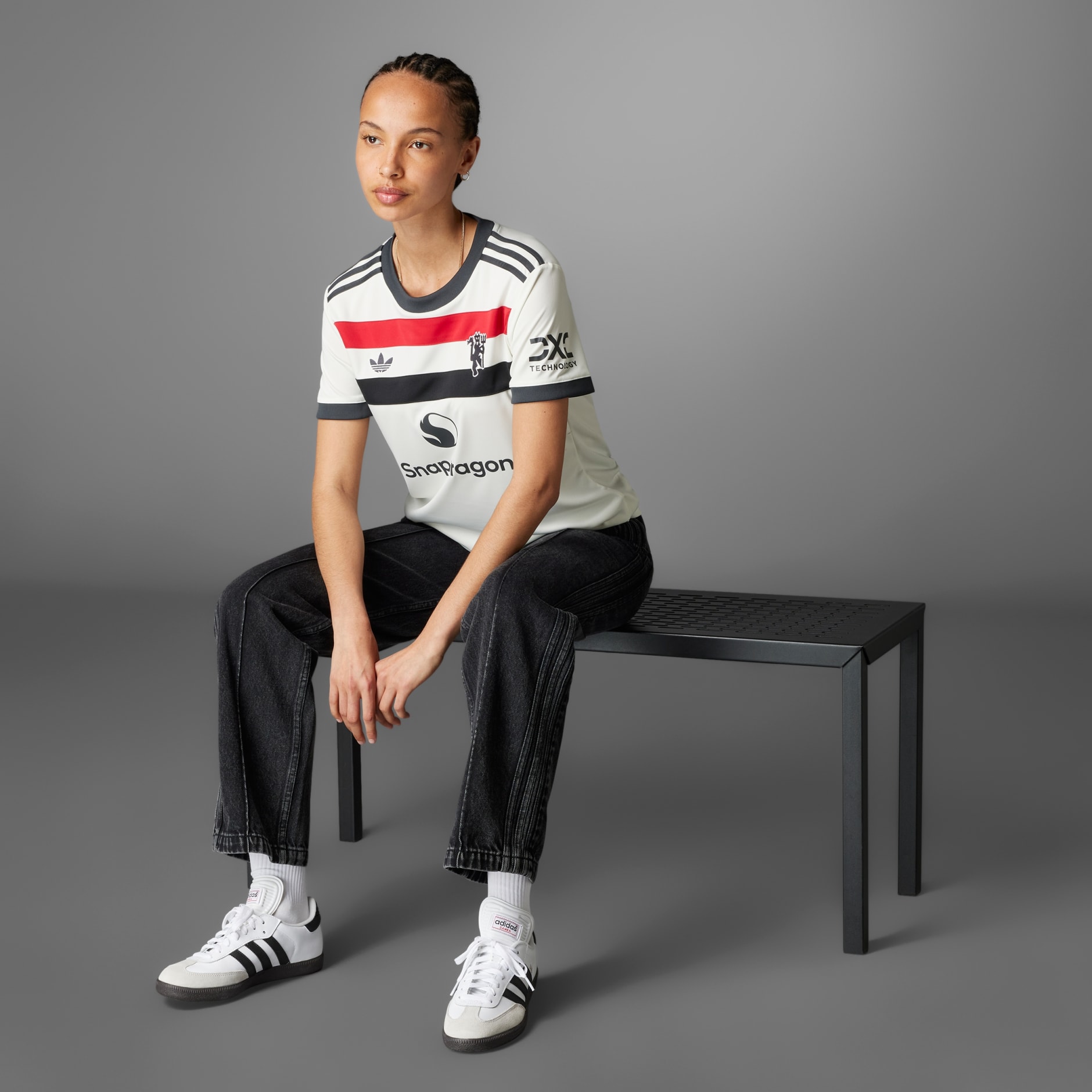 Treći dres Manchester United 24/25