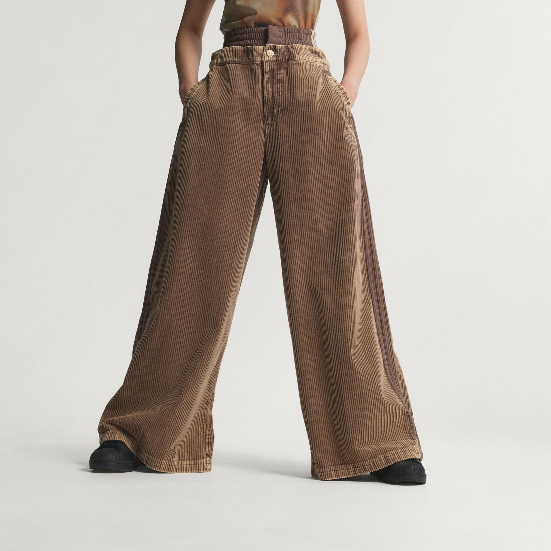 بنطال CORDUROY SST OVERSIZED