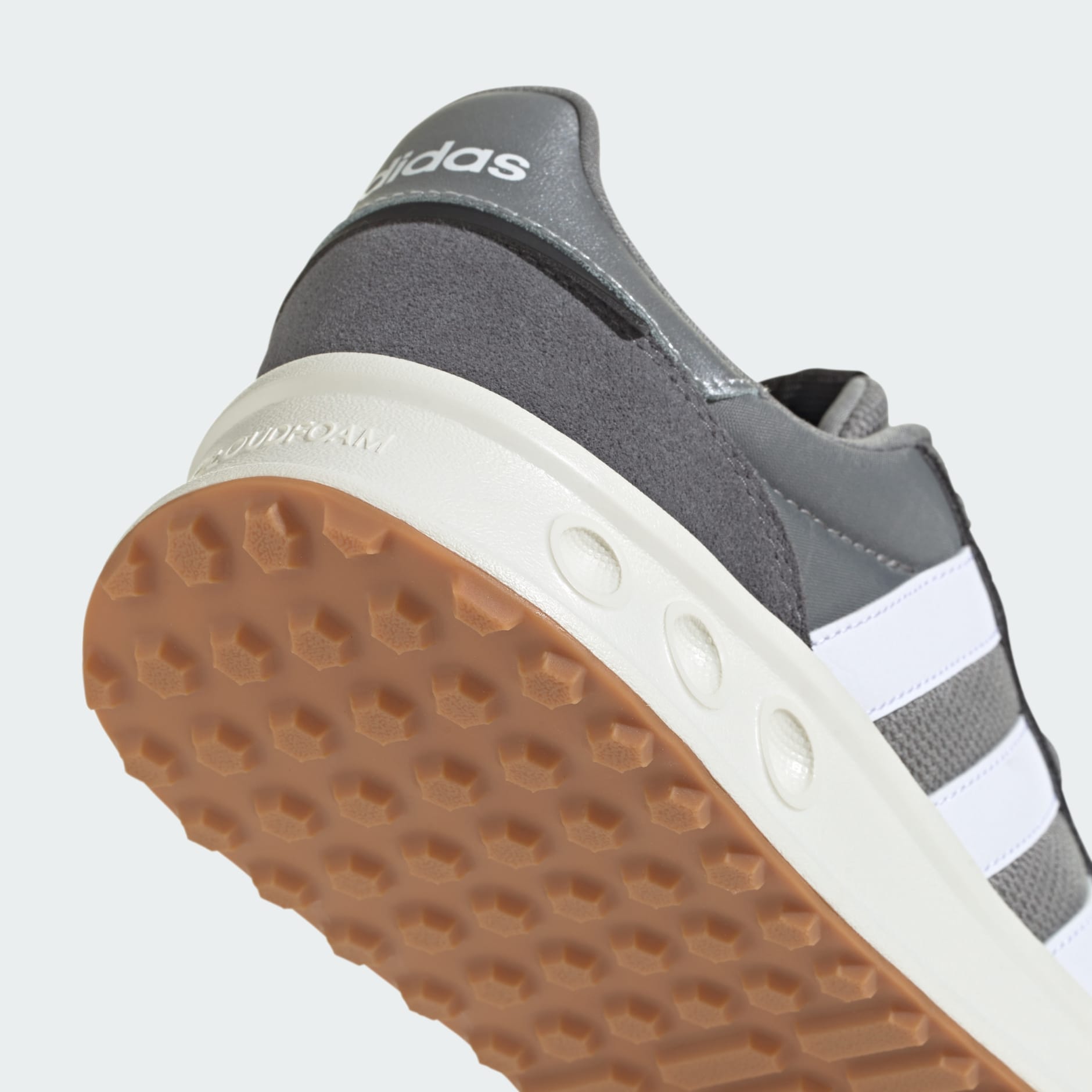 Pantofi sport Run 84