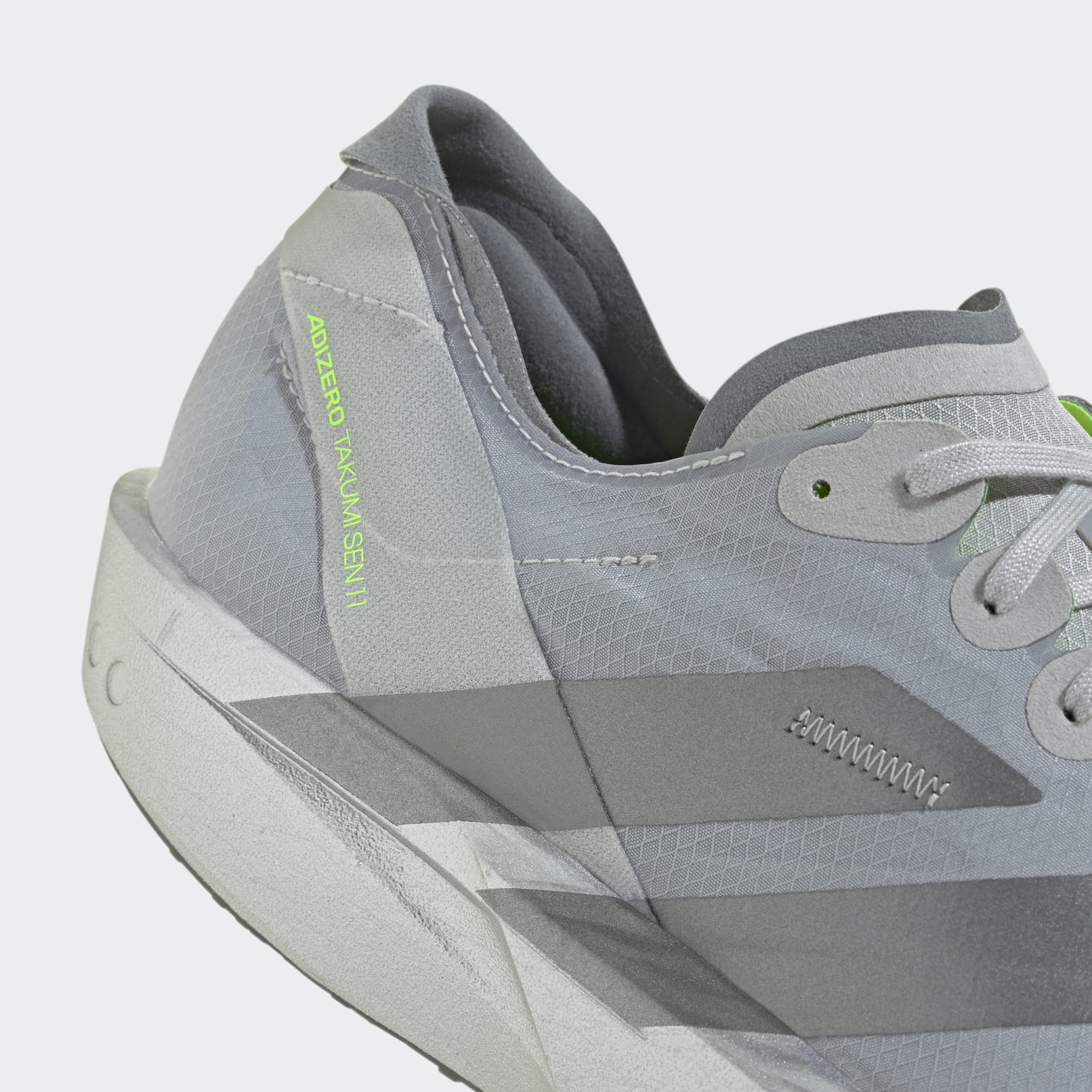 נעלי Adizero Takumi Sen 11